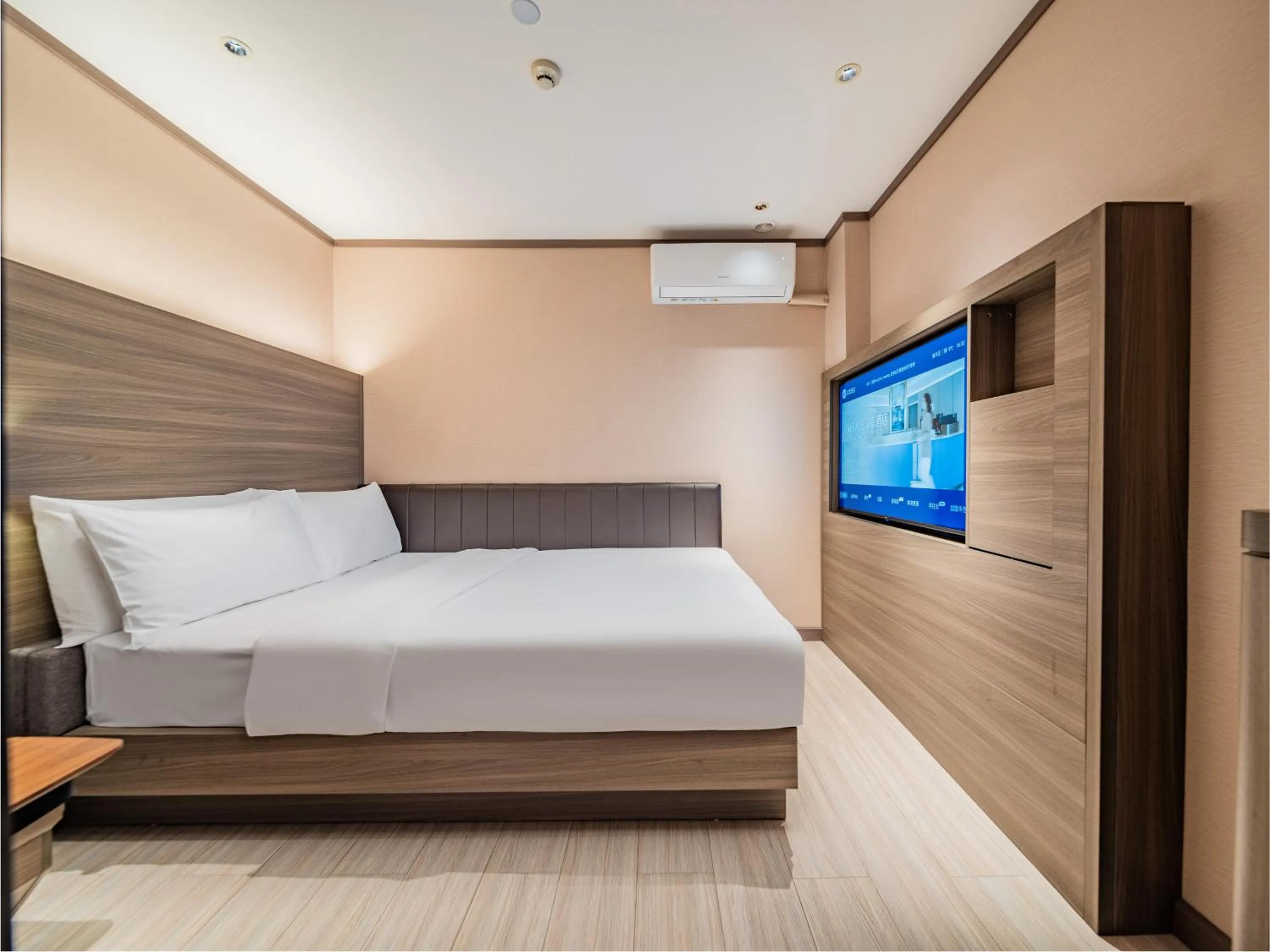 Bedroom, Bed in Hanting Hotel Chengdu Tianfu Square Subway Station