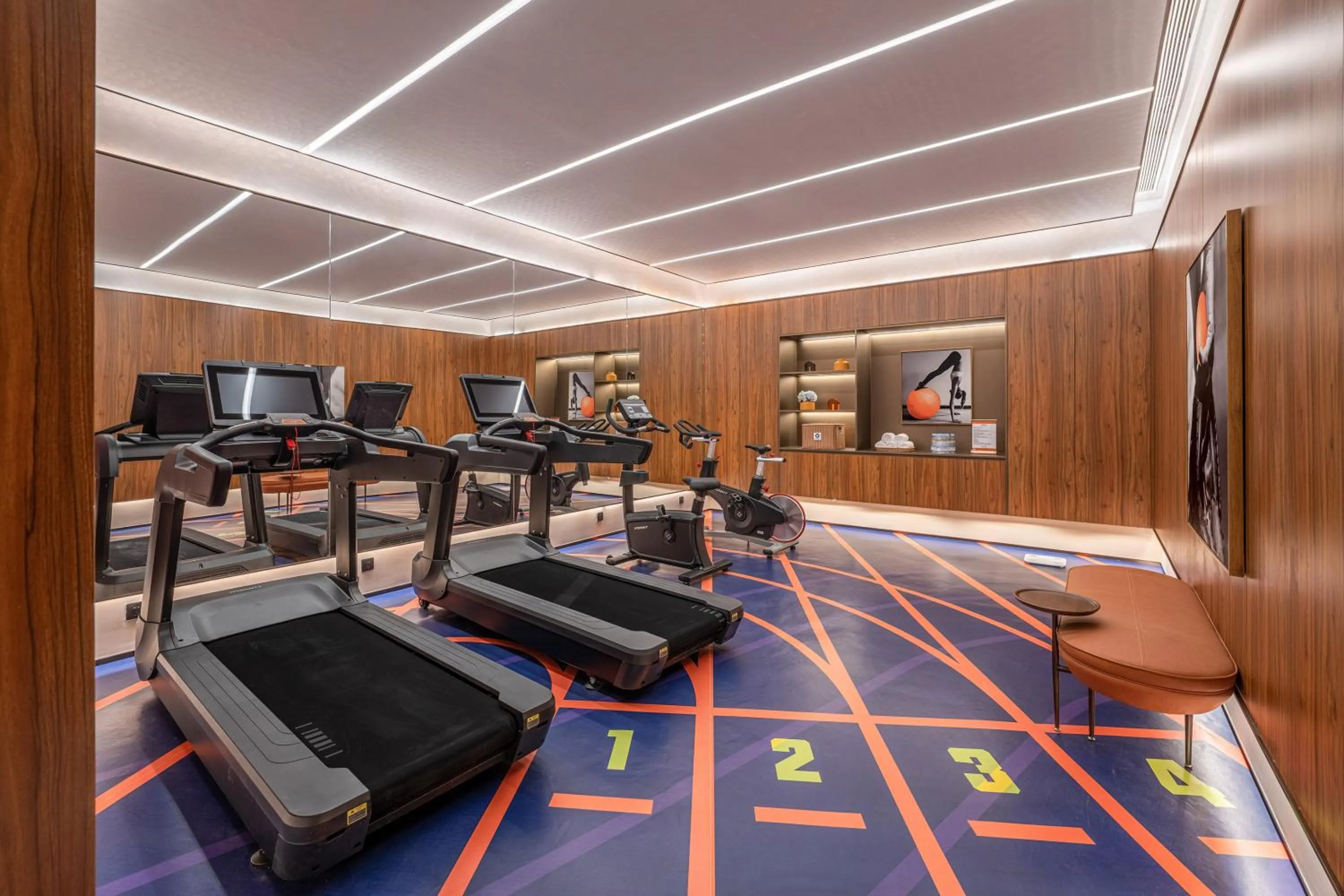 Fitness centre/facilities in Orange Hotel Beijing Wukesong Dacheng Road