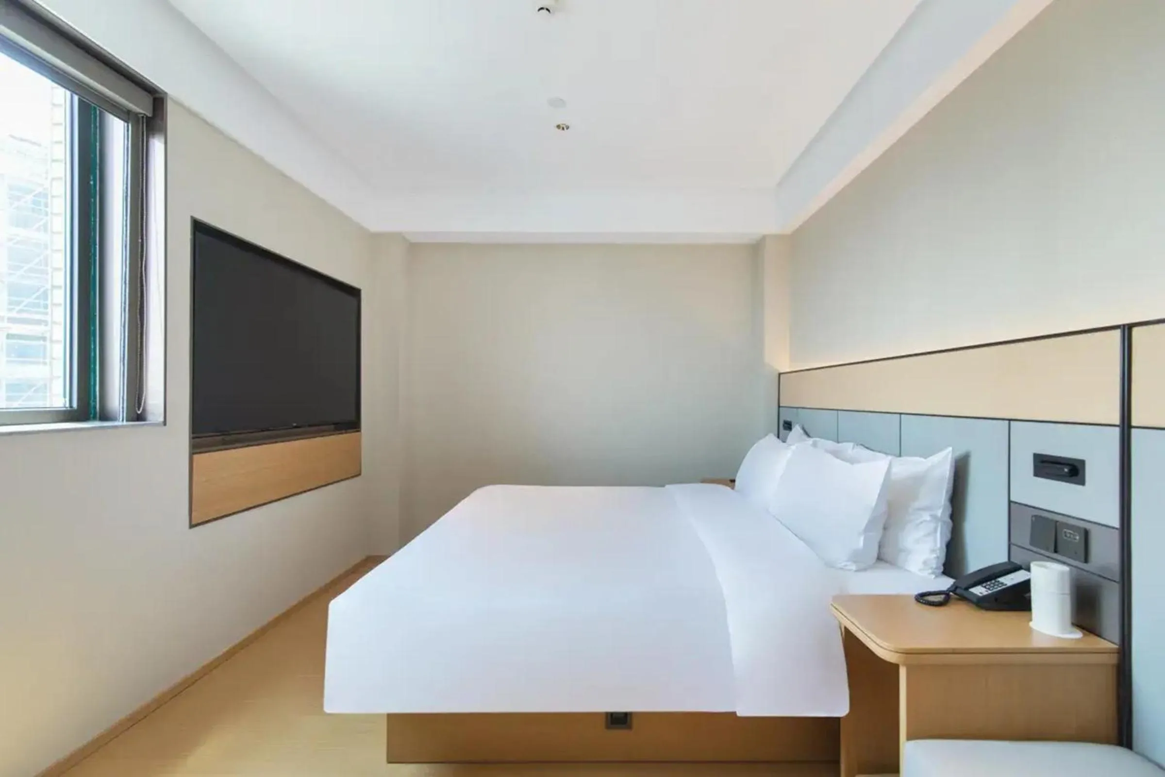 Bedroom, Bed in JI Hotel Suzhou Xiangcheng Huangdai