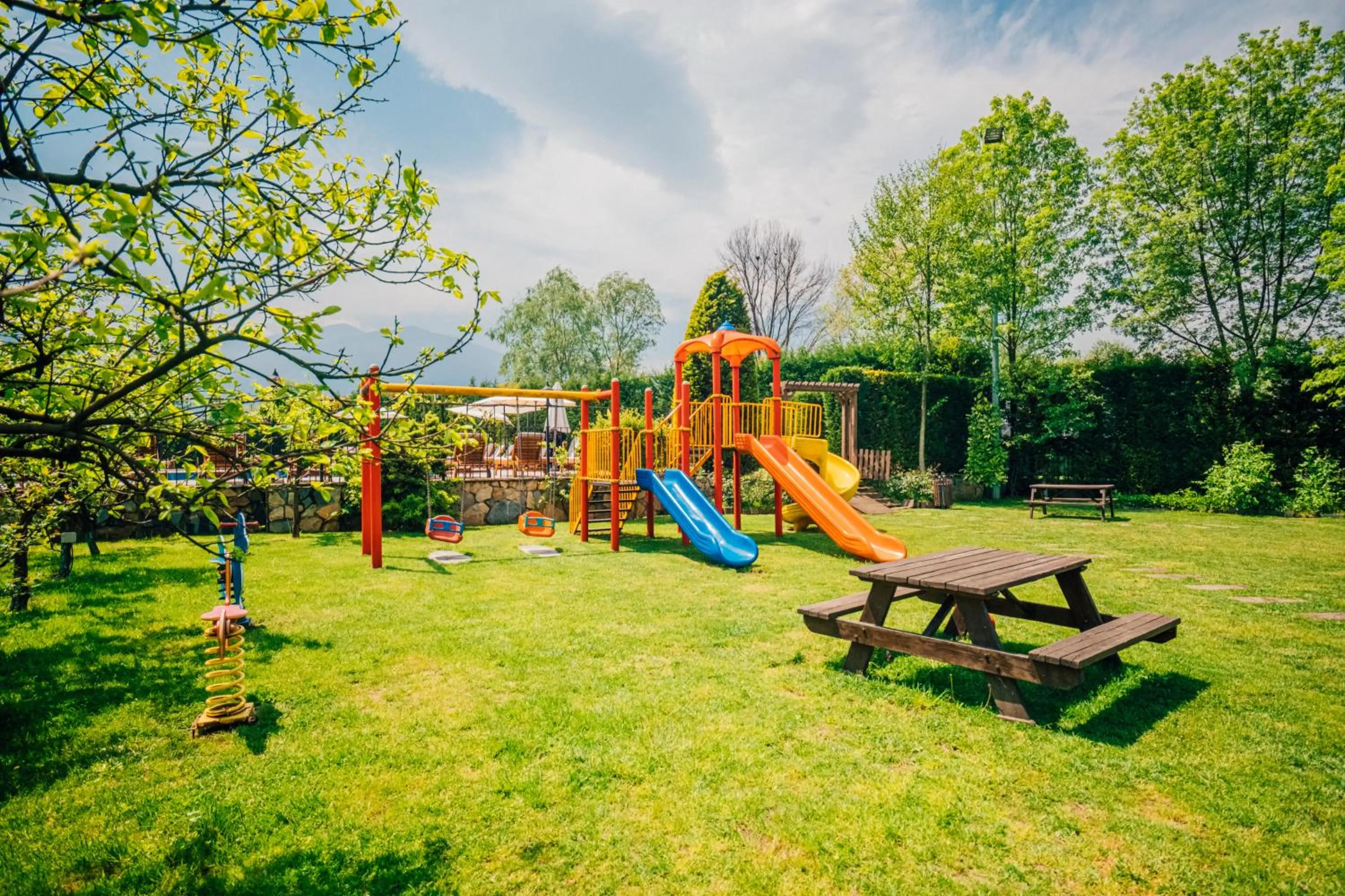 Children play ground in Sapanca Cayir Cimen Otel