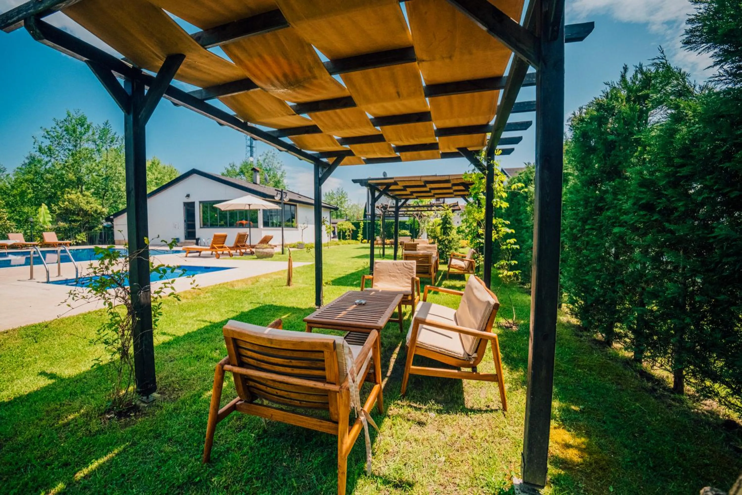 Seating area in Sapanca Cayir Cimen Otel