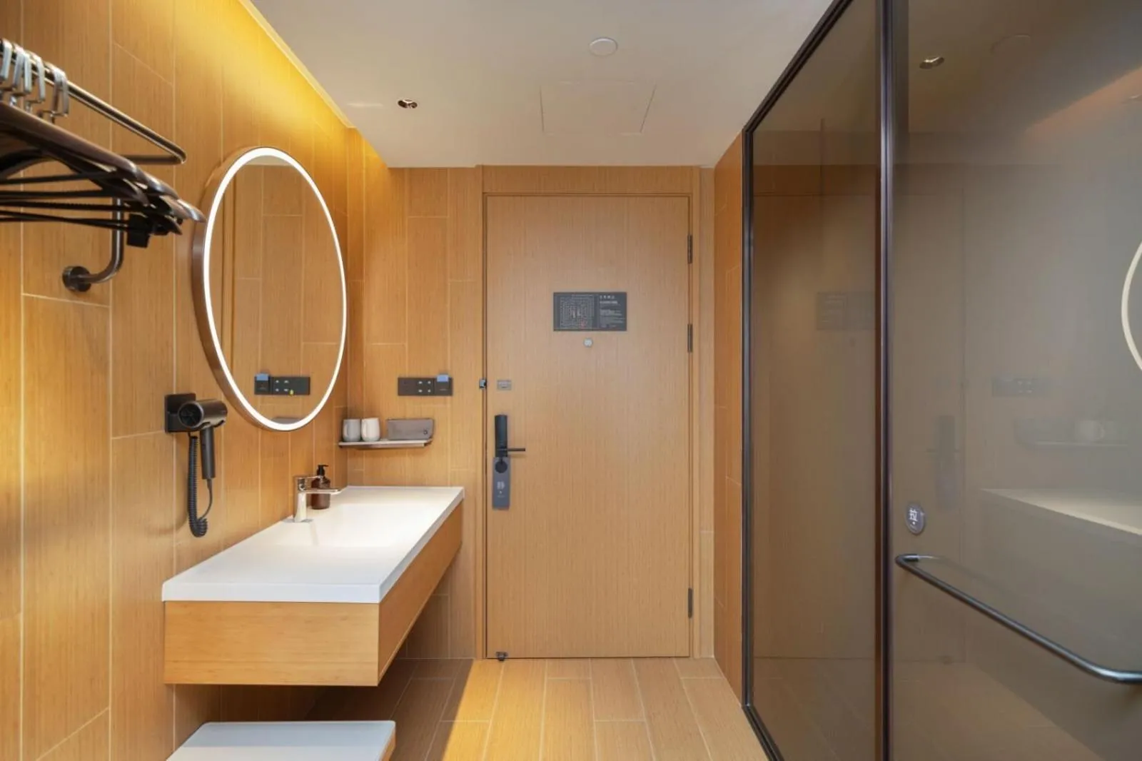 Double Room in JI Hotel Shanghai Lingang New City Wanda Plaza