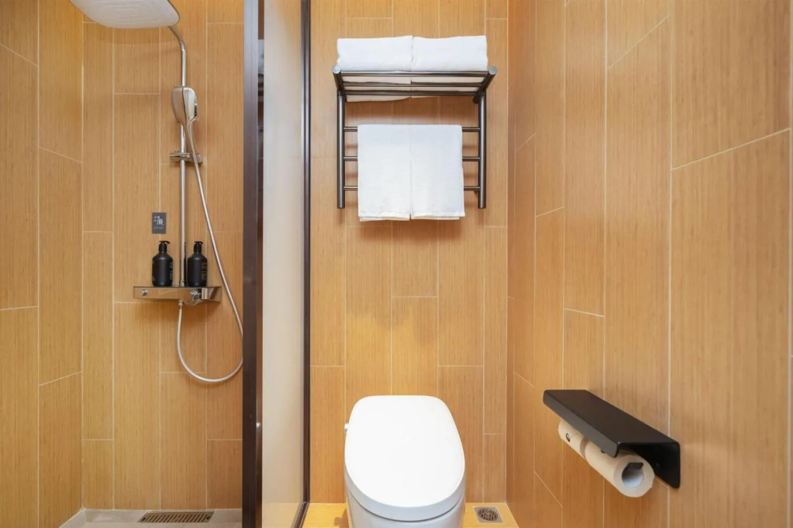 JI Hotel Shanghai Lingang New City Wanda Plaza