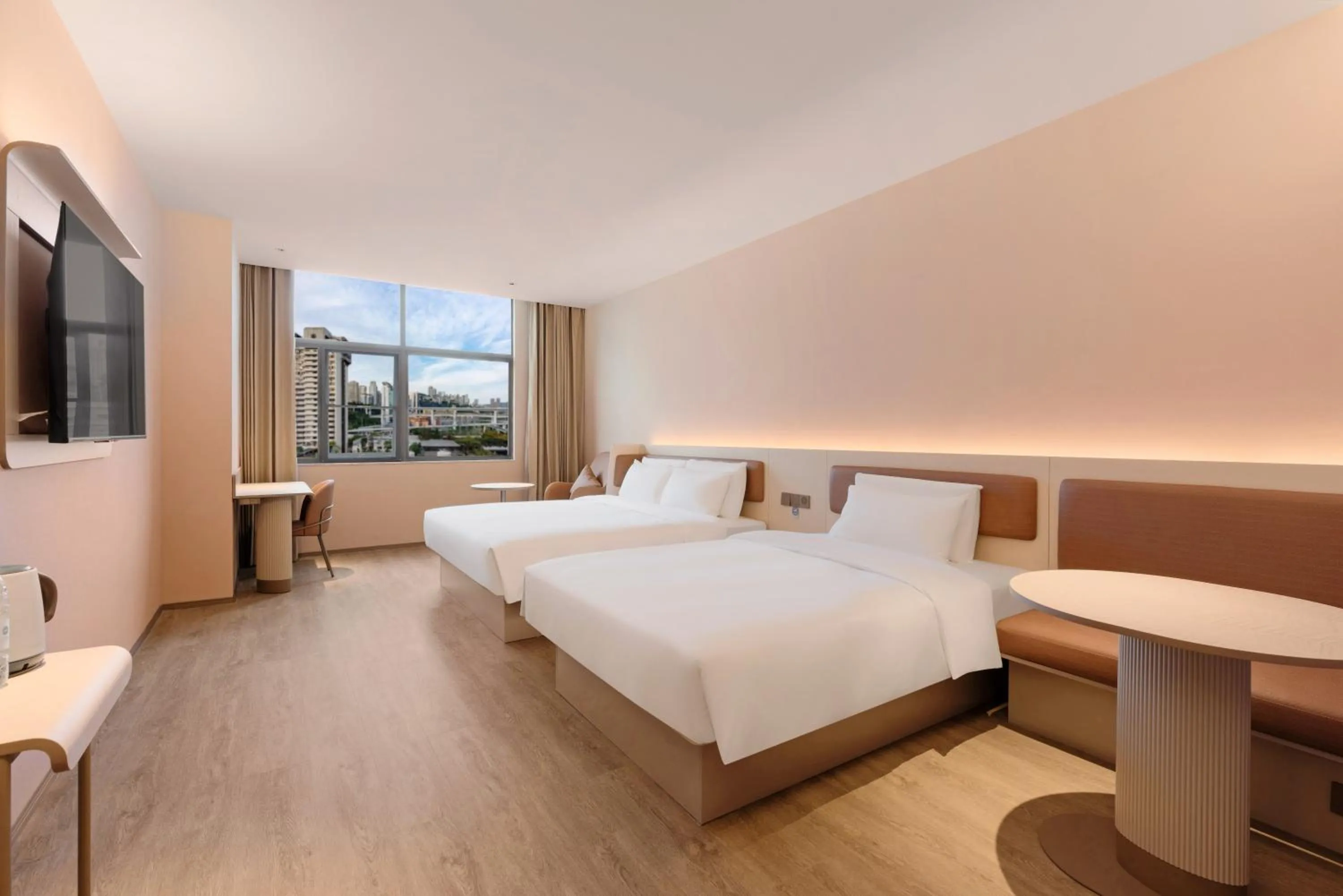 Photo of the whole room, Bed in Hanting Hotel Chongqing Lianglukou Caiyuanba