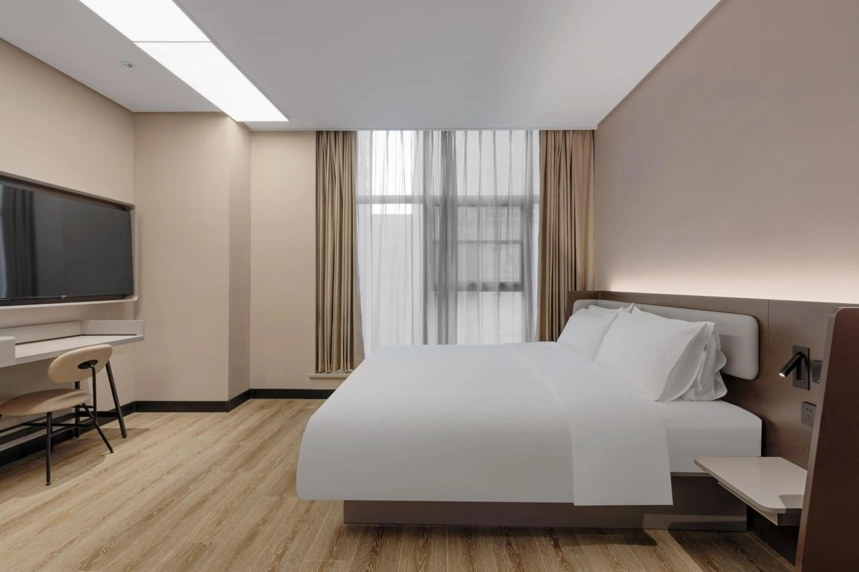 View (from property/room), Bed in Hanting Hotel Chongqing Lianglukou Caiyuanba