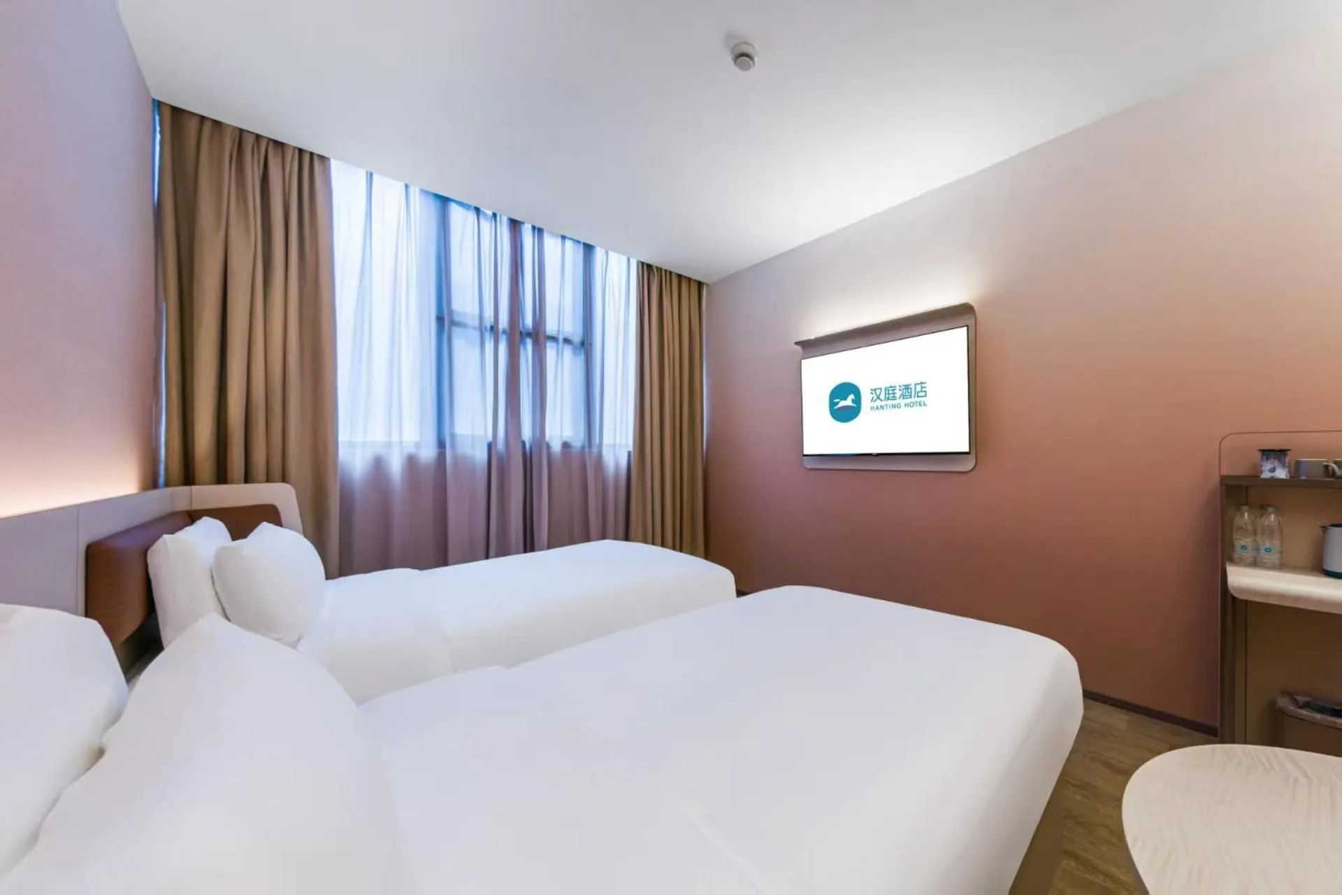 Bed in Hanting Hotel Shanghai Pudong Airport Shixin Road