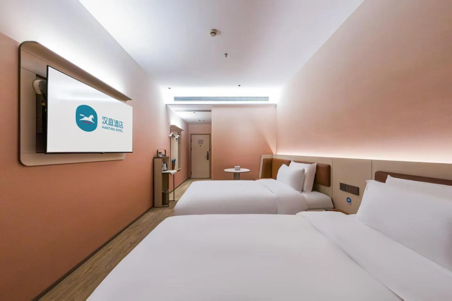 Bed in Hanting Hotel Shanghai Pudong Airport Shixin Road