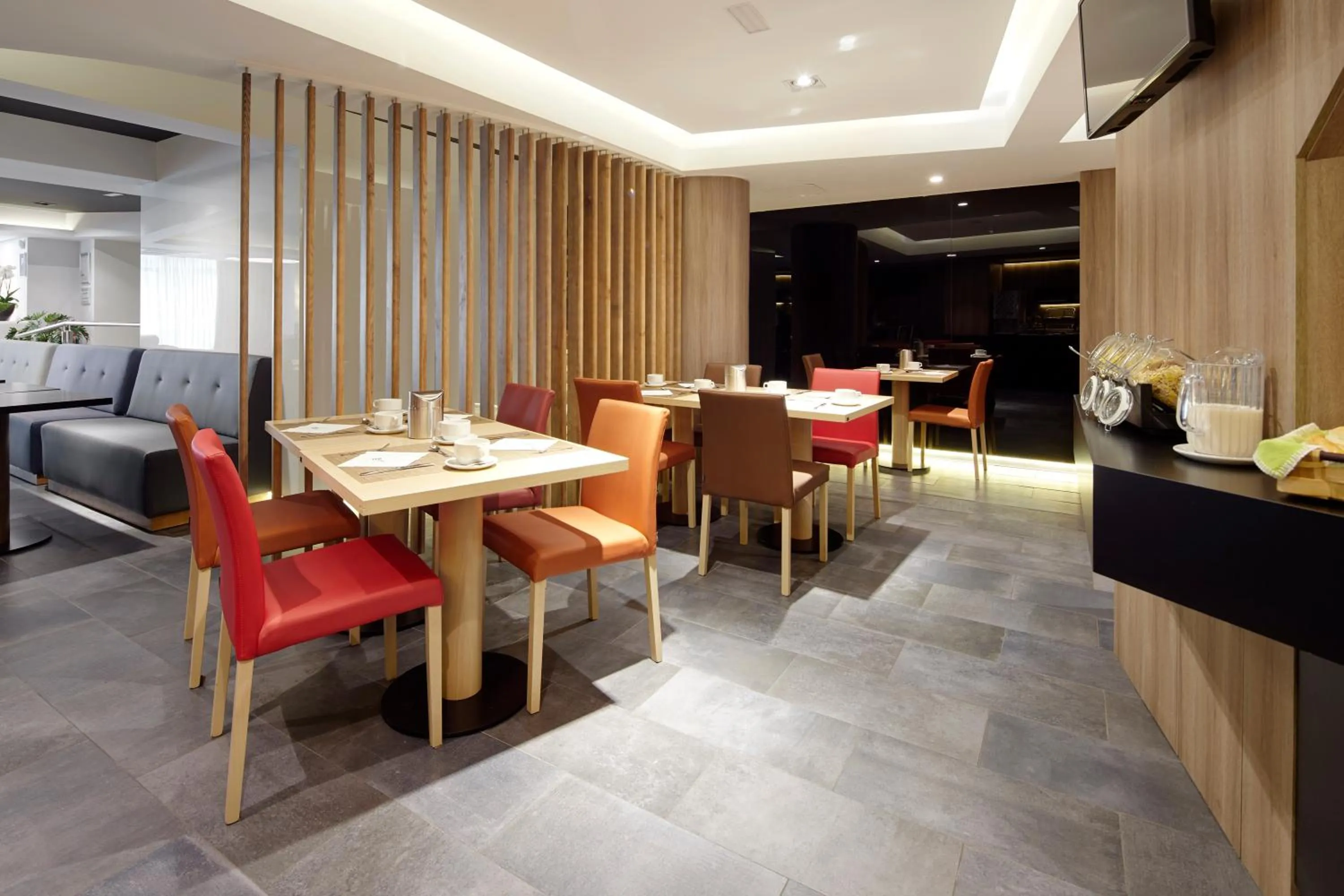 Buffet breakfast in Hotel Parma