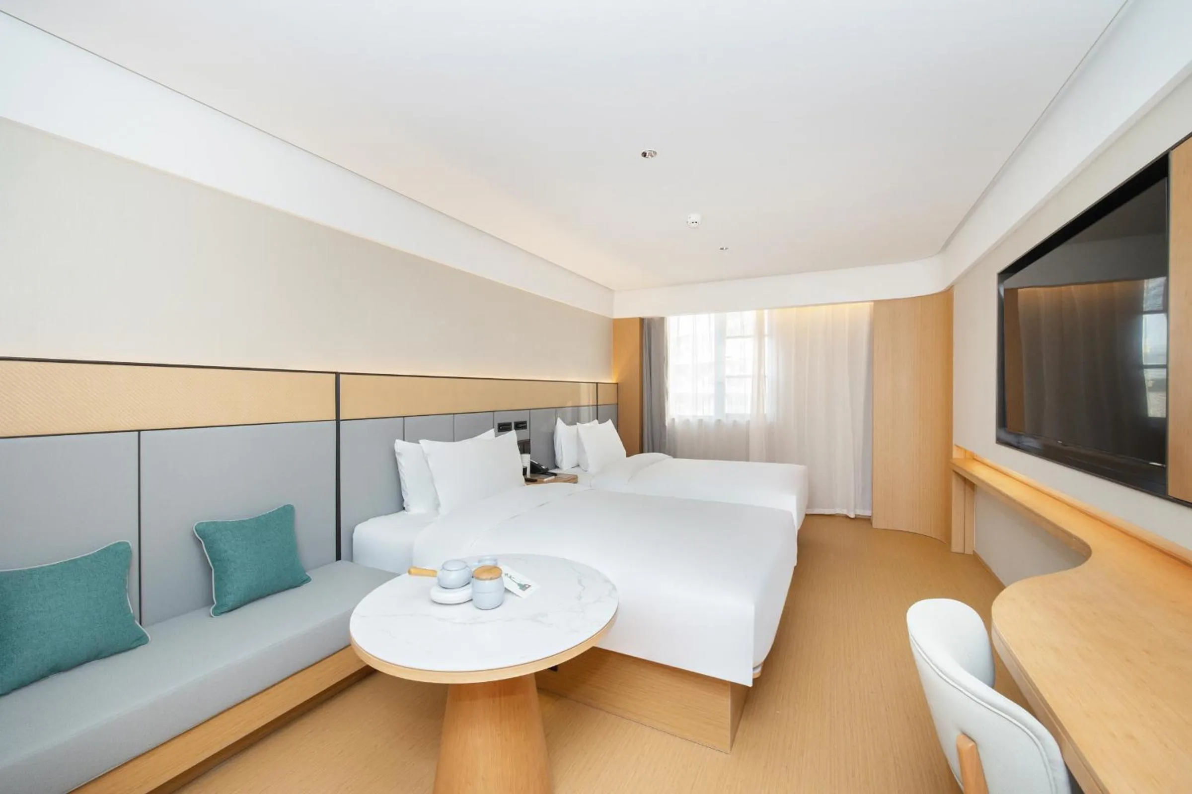 Superior Twin Room in JI Hotel Shanghai Taopu Nanda Road