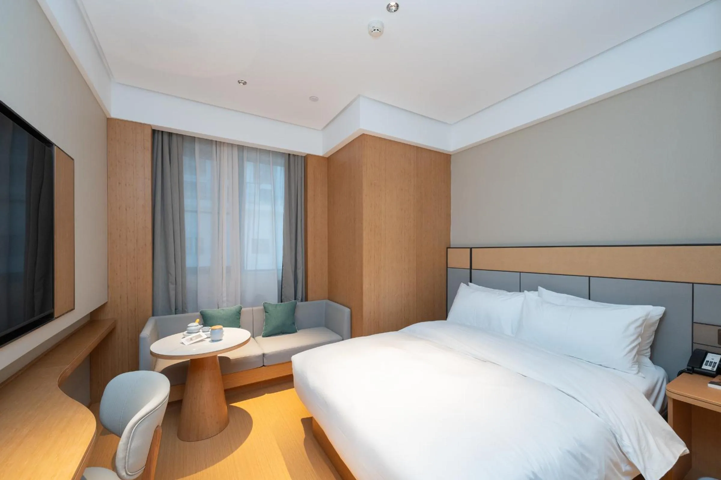 Bed in JI Hotel Guangzhou Panyu Chimelong Wanbo Center