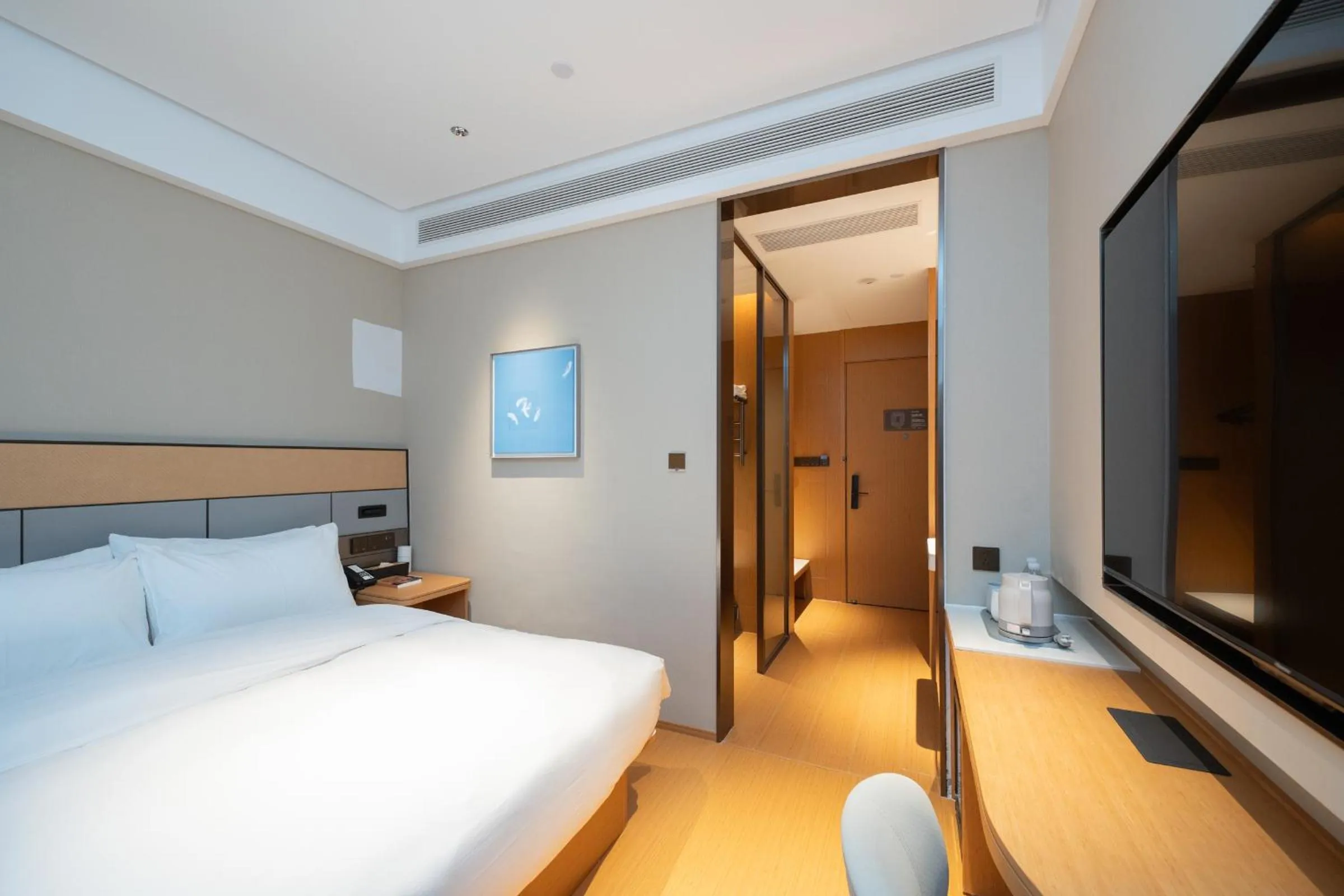 Bed in JI Hotel Guangzhou Panyu Chimelong Wanbo Center