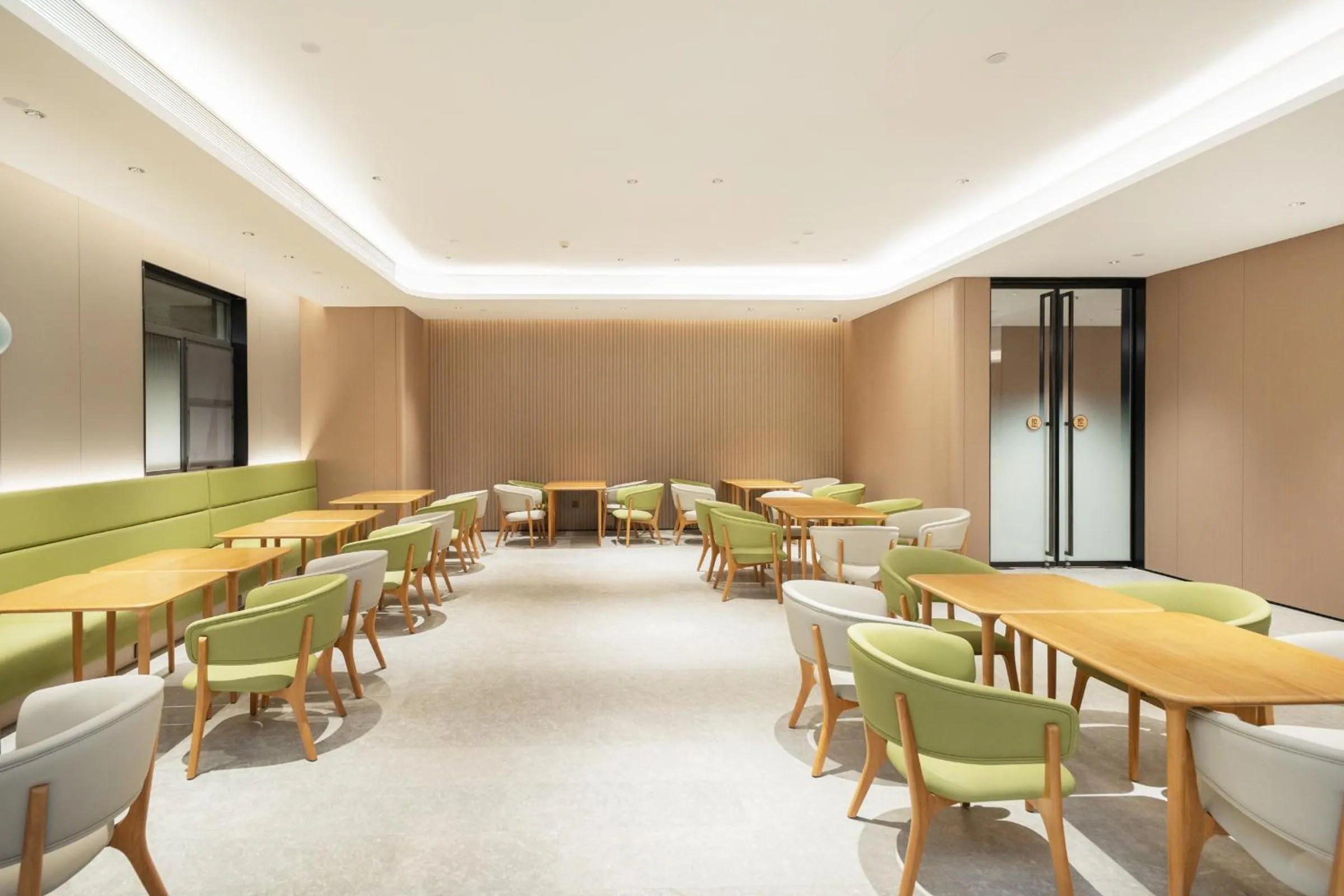 Restaurant/places to eat in JI Hotel Guangzhou Panyu Chimelong Wanbo Center