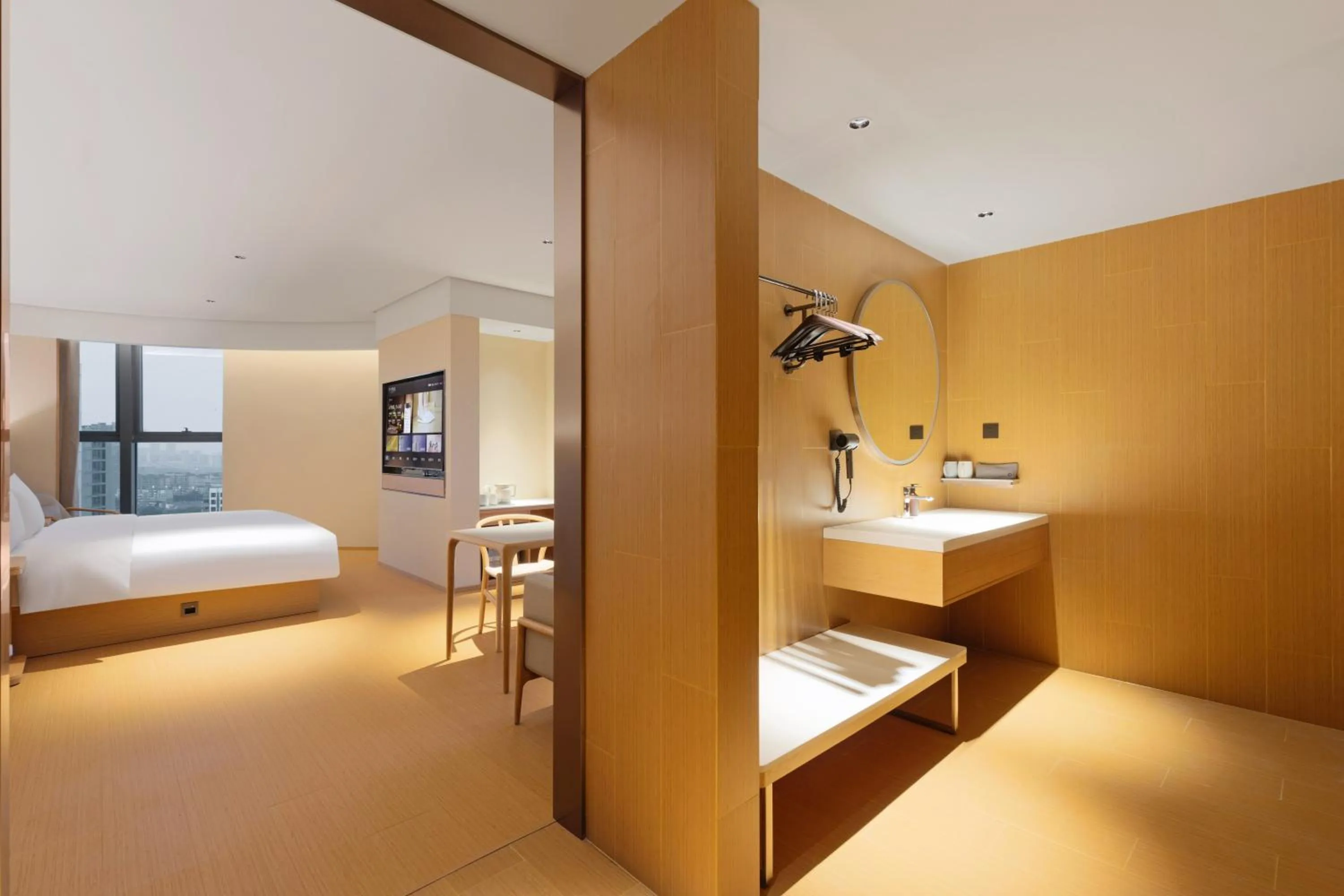 Bed in JI Hotel Chongqing Yuanjiagang Subway Station