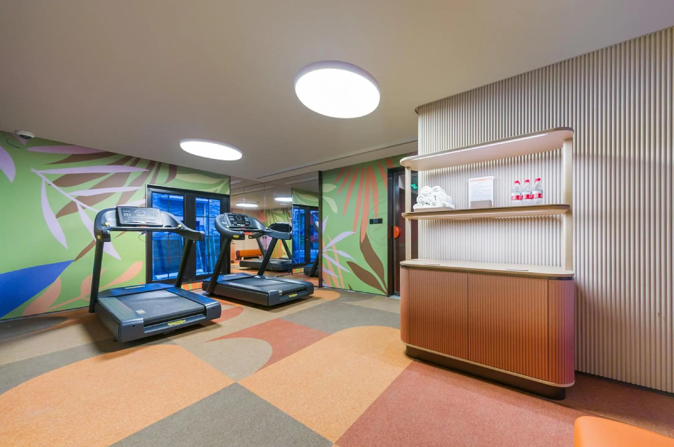 Fitness centre/facilities in Orange Hotel Shanghai International Tourism Resort Chongxi Road