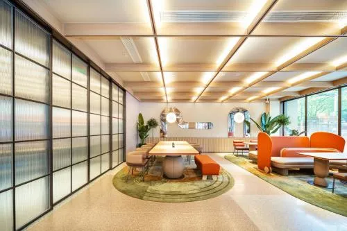 Orange Hotel Shanghai Caohejing Gudai Road