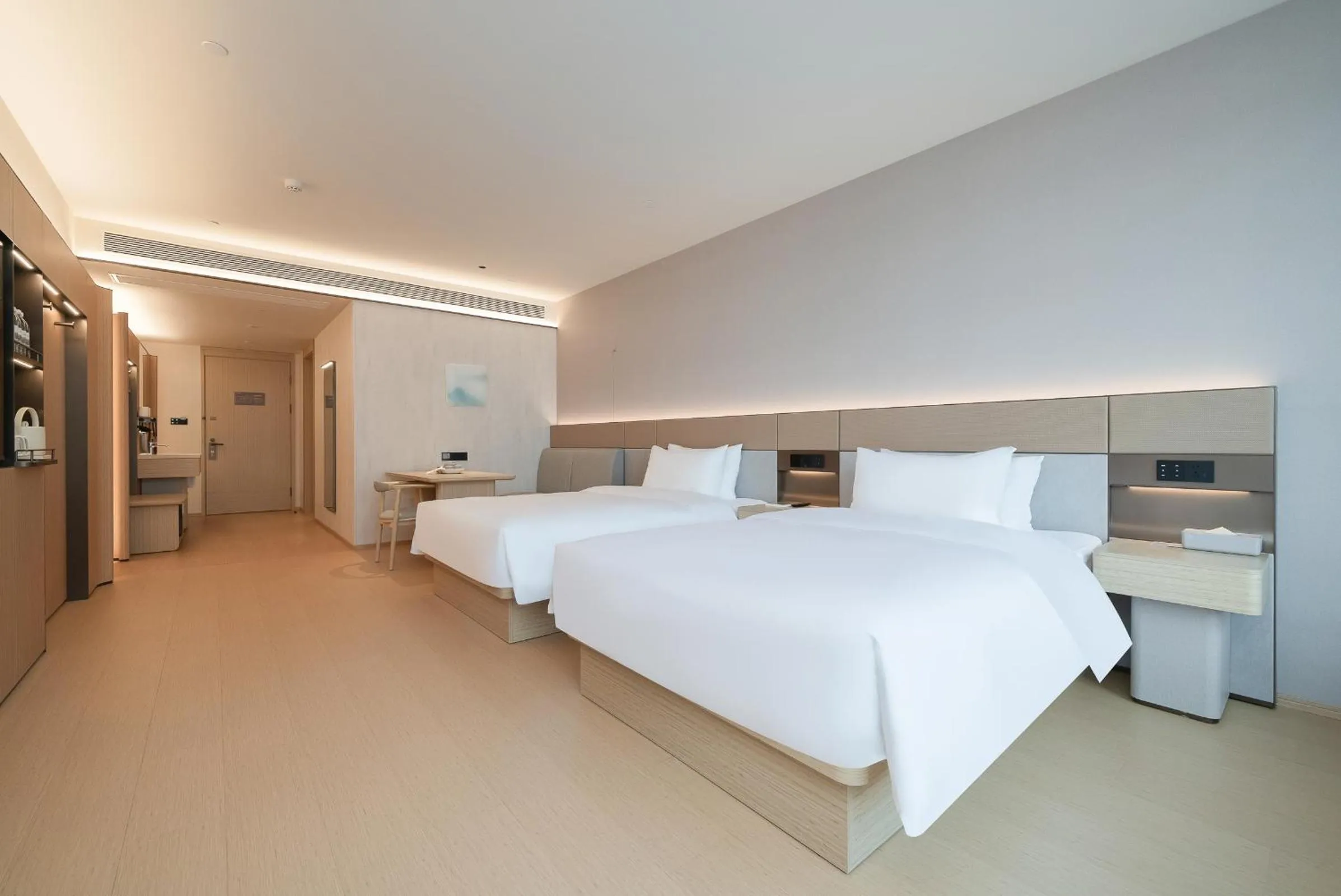 Bed in JI Hotel Guangzhou Huangpu Dasha East Subway Station