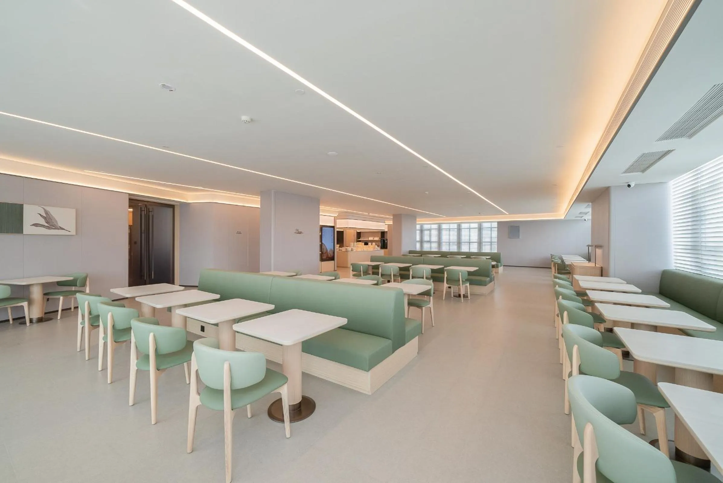 Restaurant/places to eat in JI Hotel Guangzhou Huangpu Dasha East Subway Station