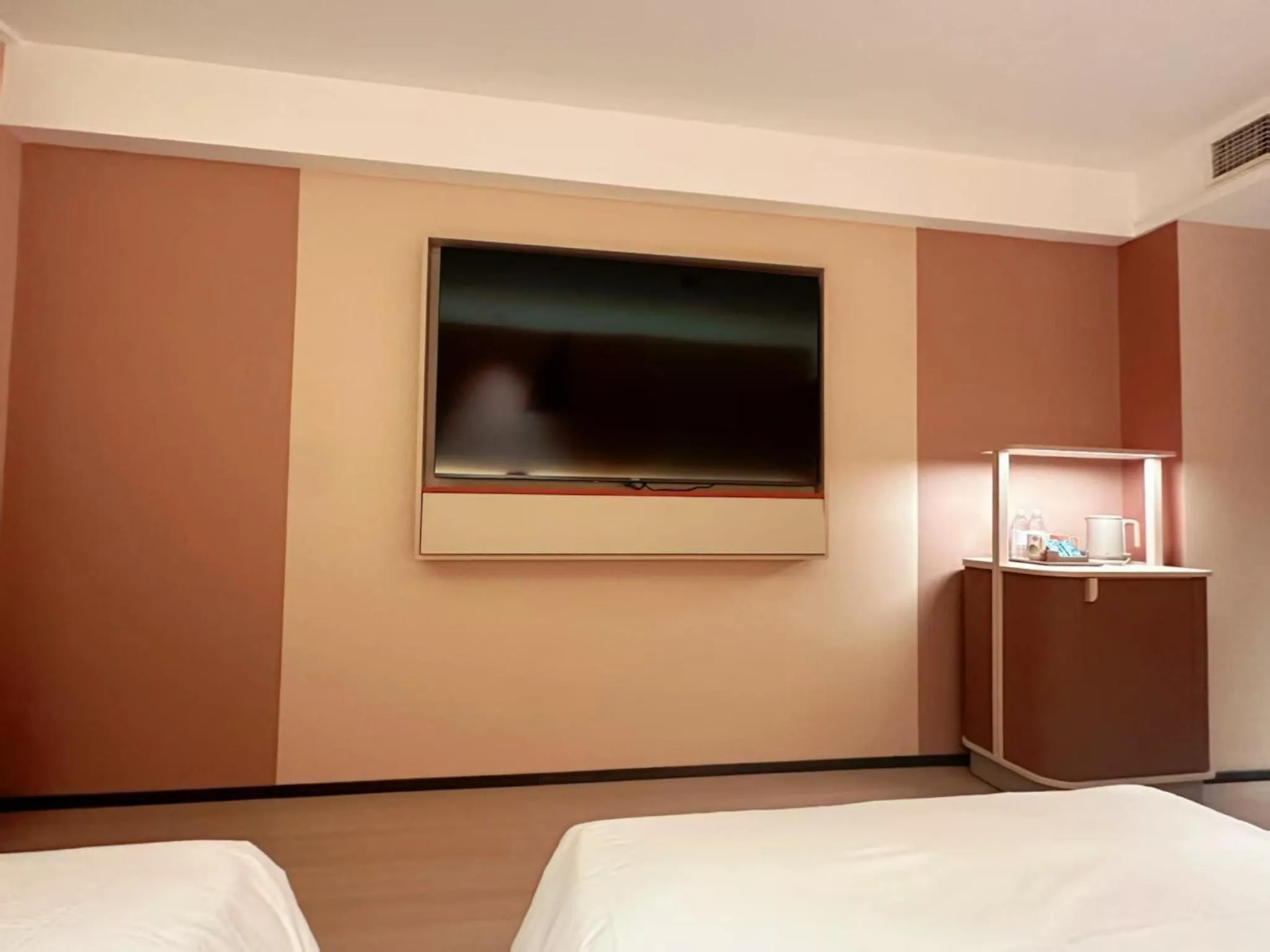 Bed in Orange Hotel Shanghai Xujiahui Damuqiao Road