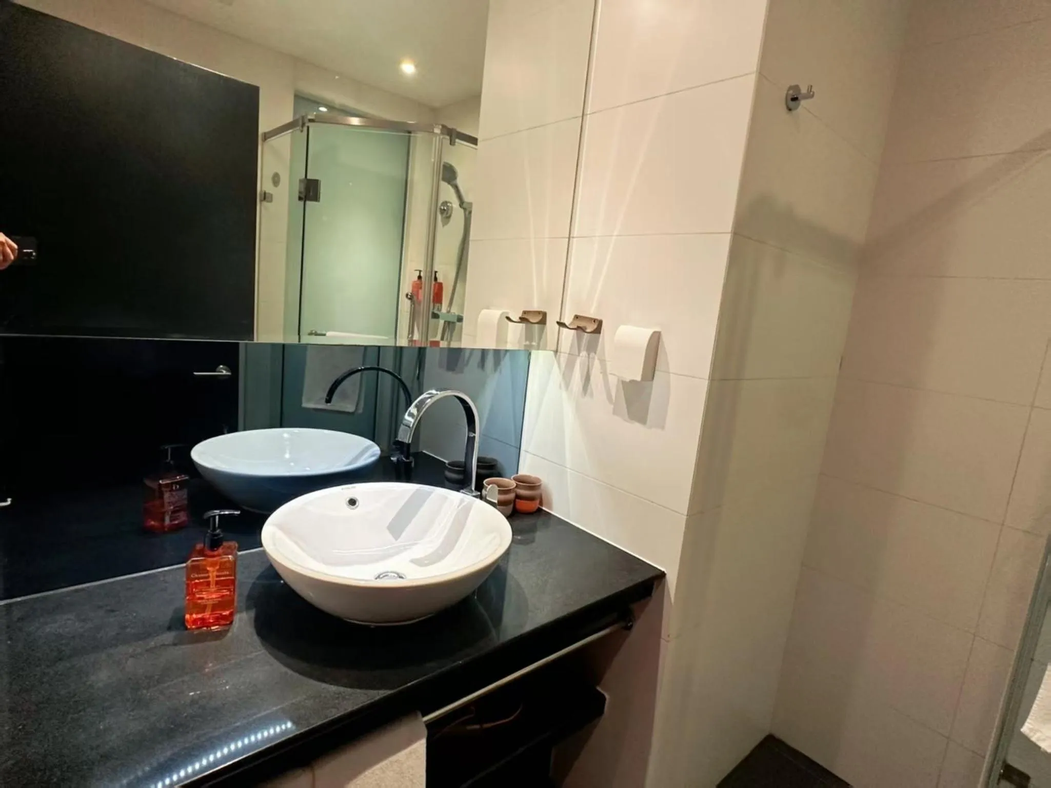 Orange Hotel Shanghai Xujiahui Damuqiao Road