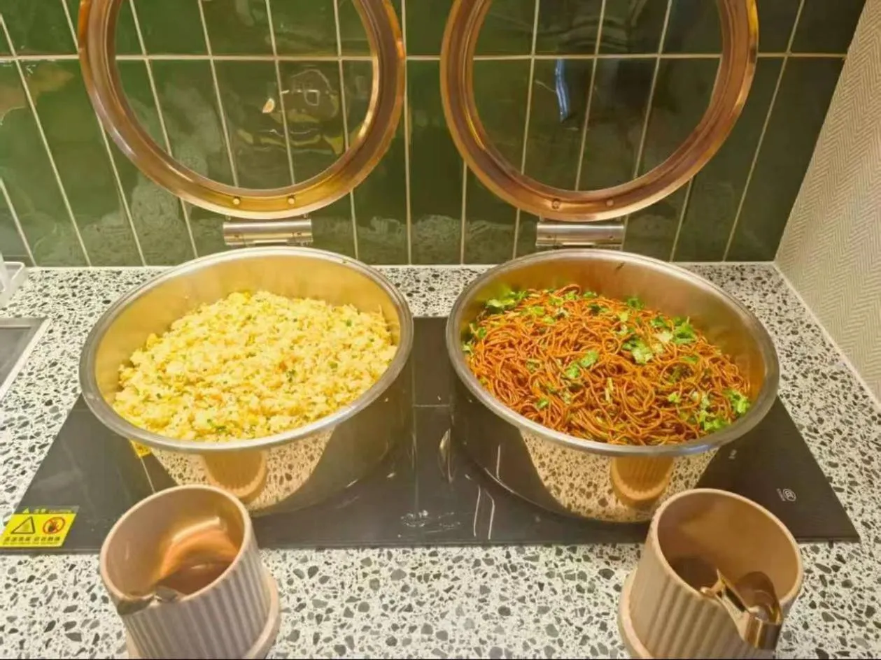 Food in Orange Hotel Shanghai Xujiahui Damuqiao Road