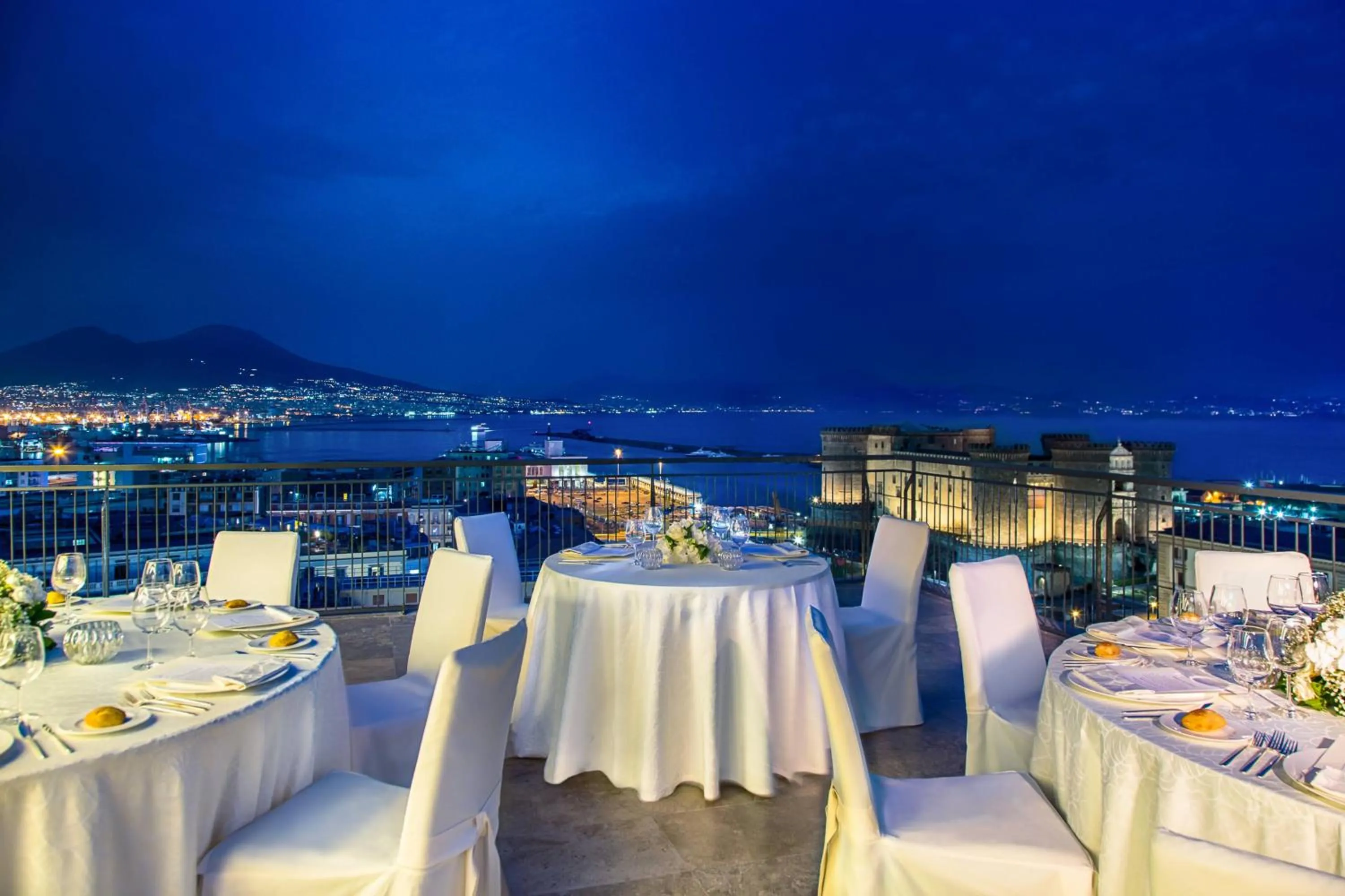 Banquet/Function facilities in Renaissance Naples Hotel Mediterraneo