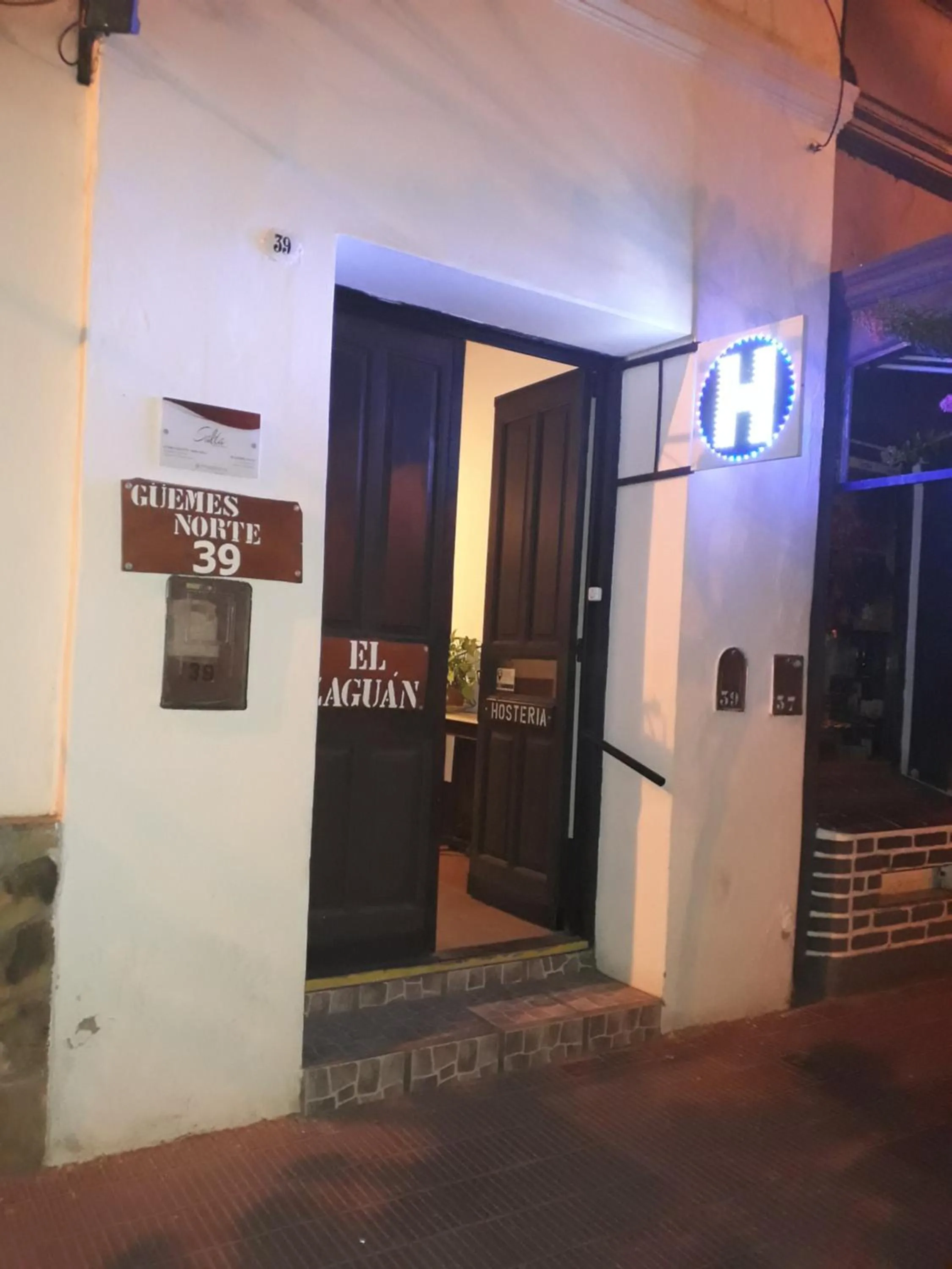 Facade/entrance in Hostería El Zaguan