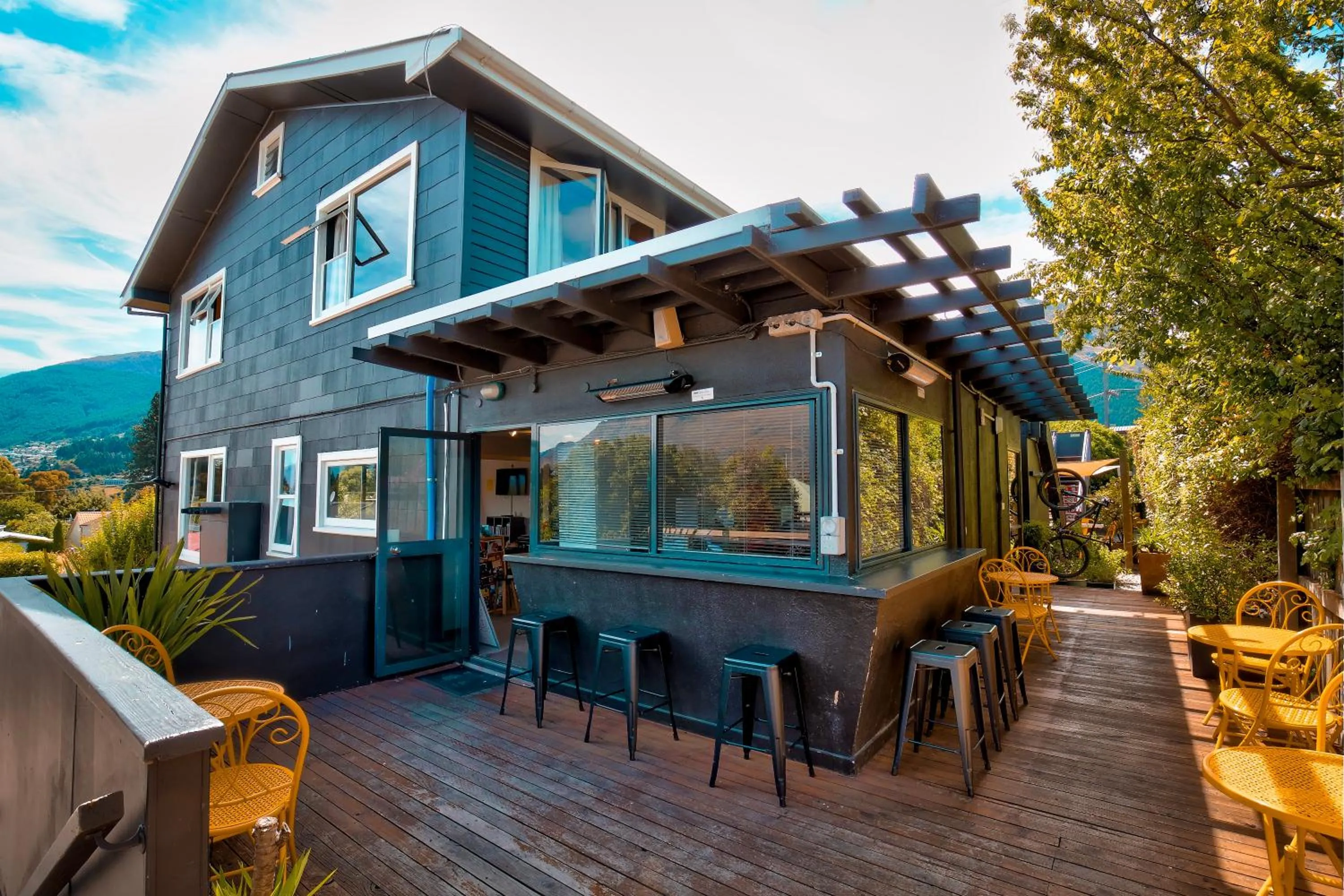 Property building in The Black Sheep Backpackers