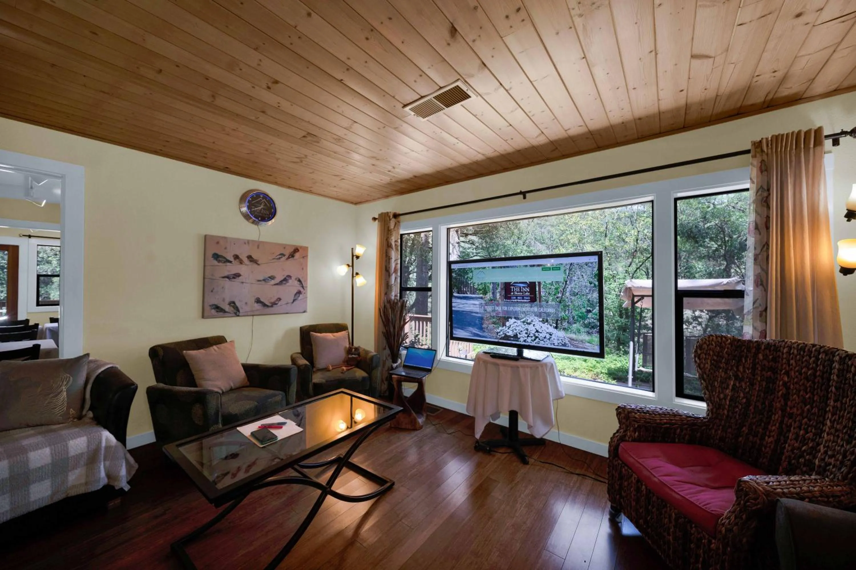 The Inn at Shasta Lake