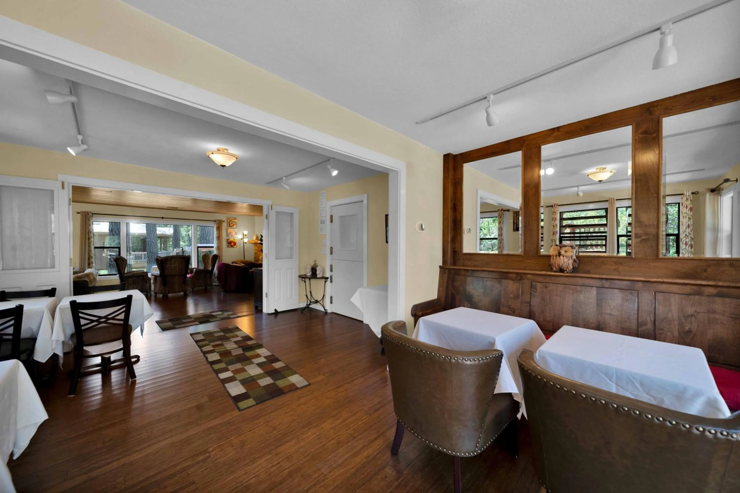 The Inn at Shasta Lake