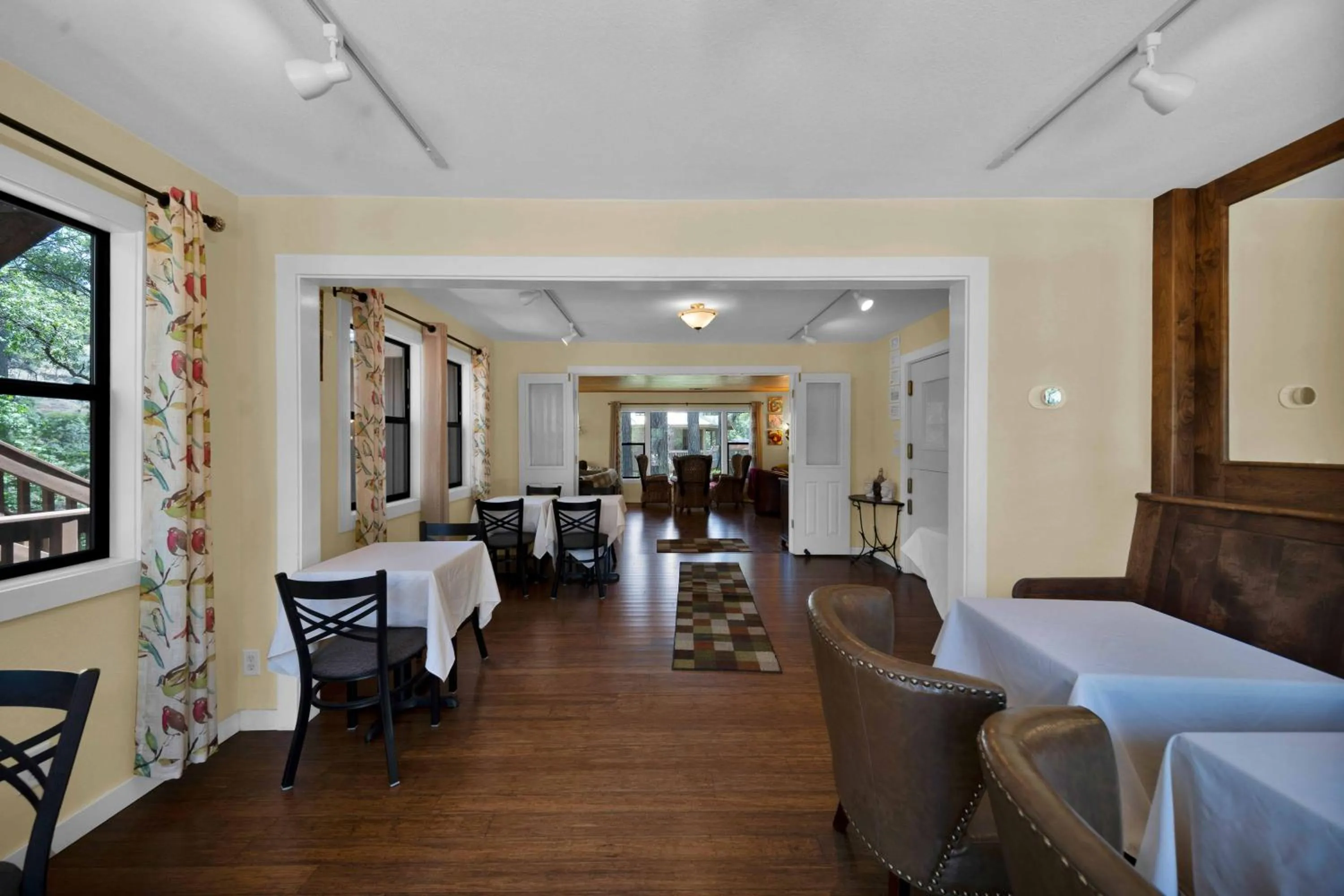 The Inn at Shasta Lake