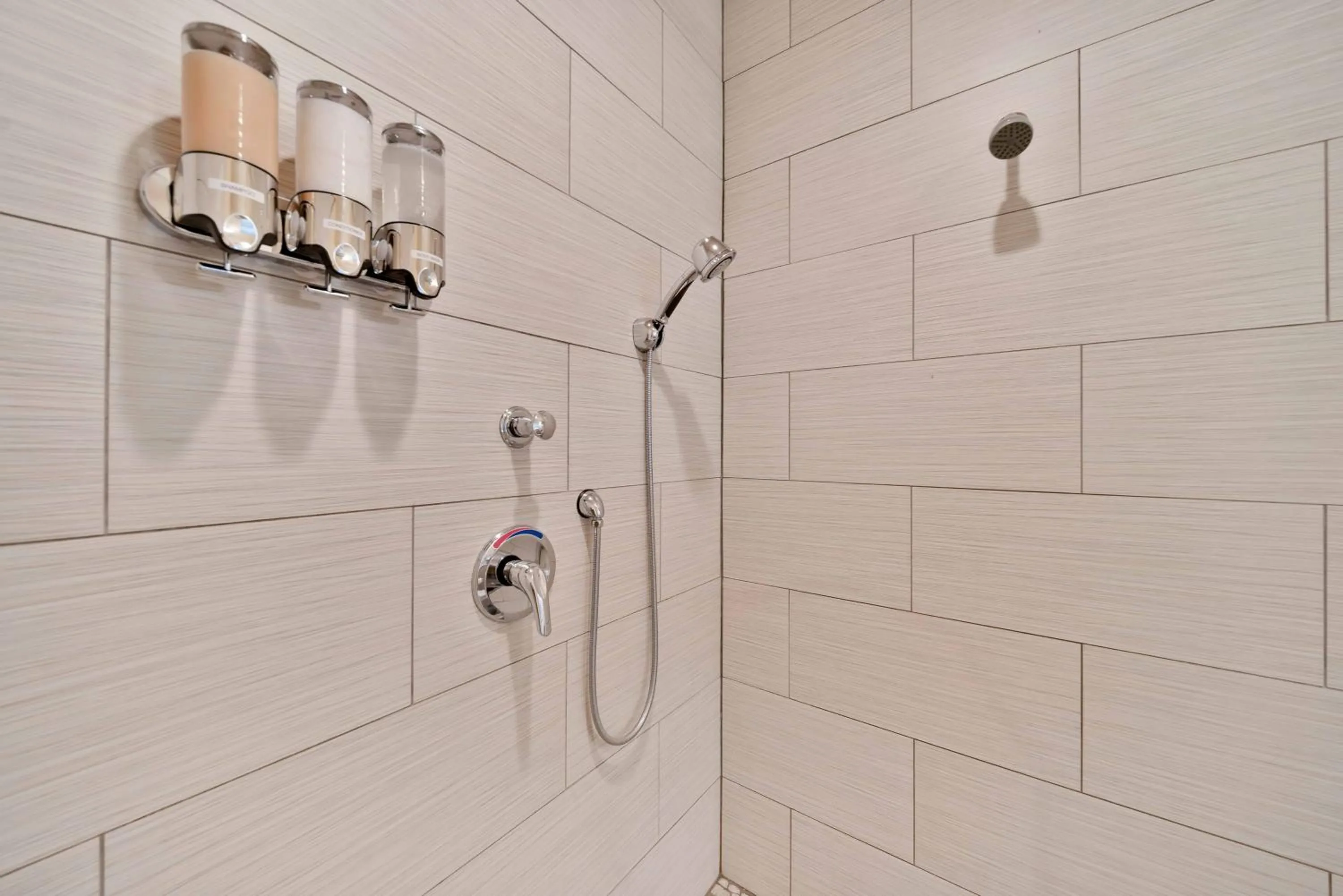 The Inn at Shasta Lake