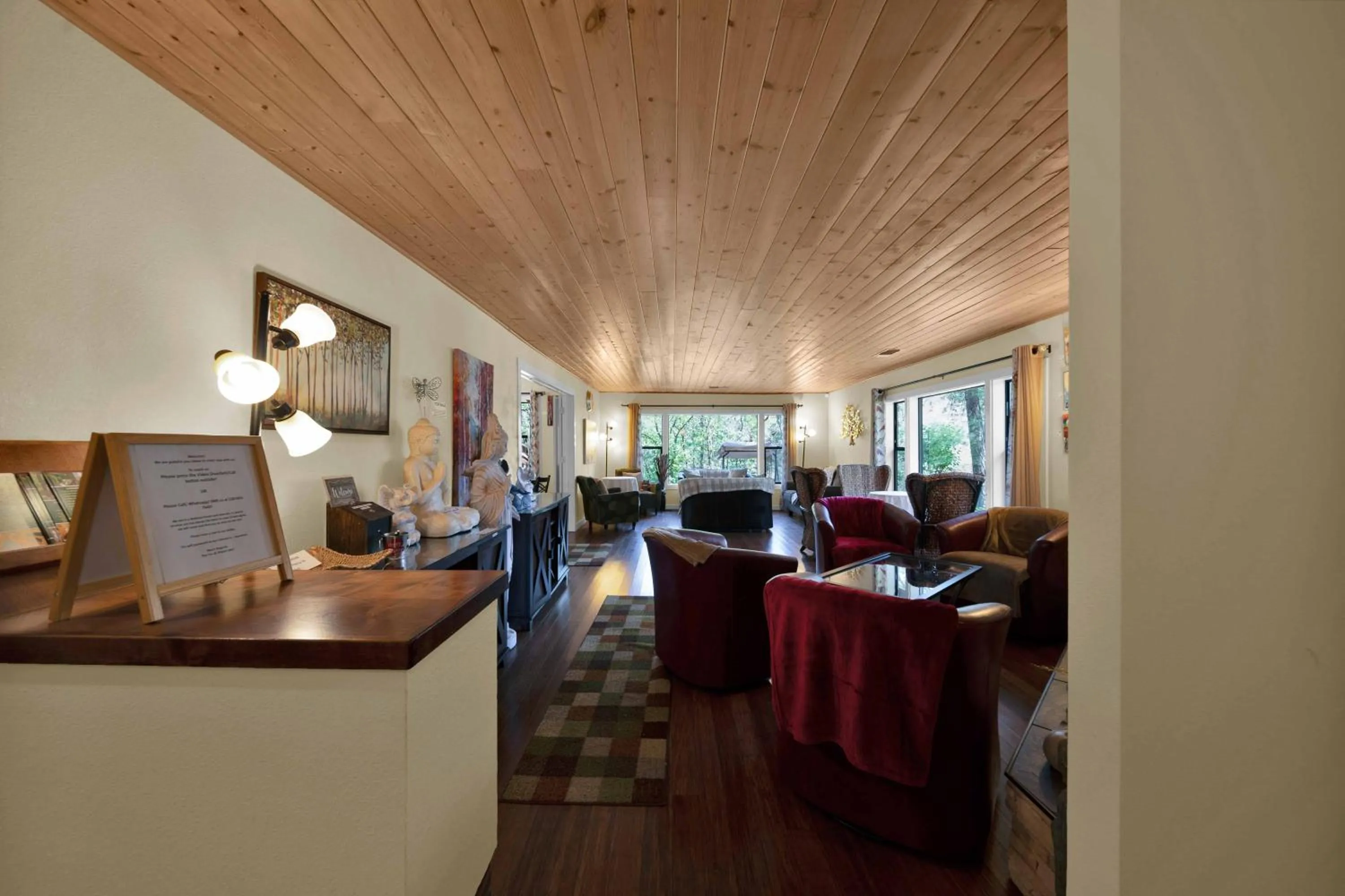 The Inn at Shasta Lake