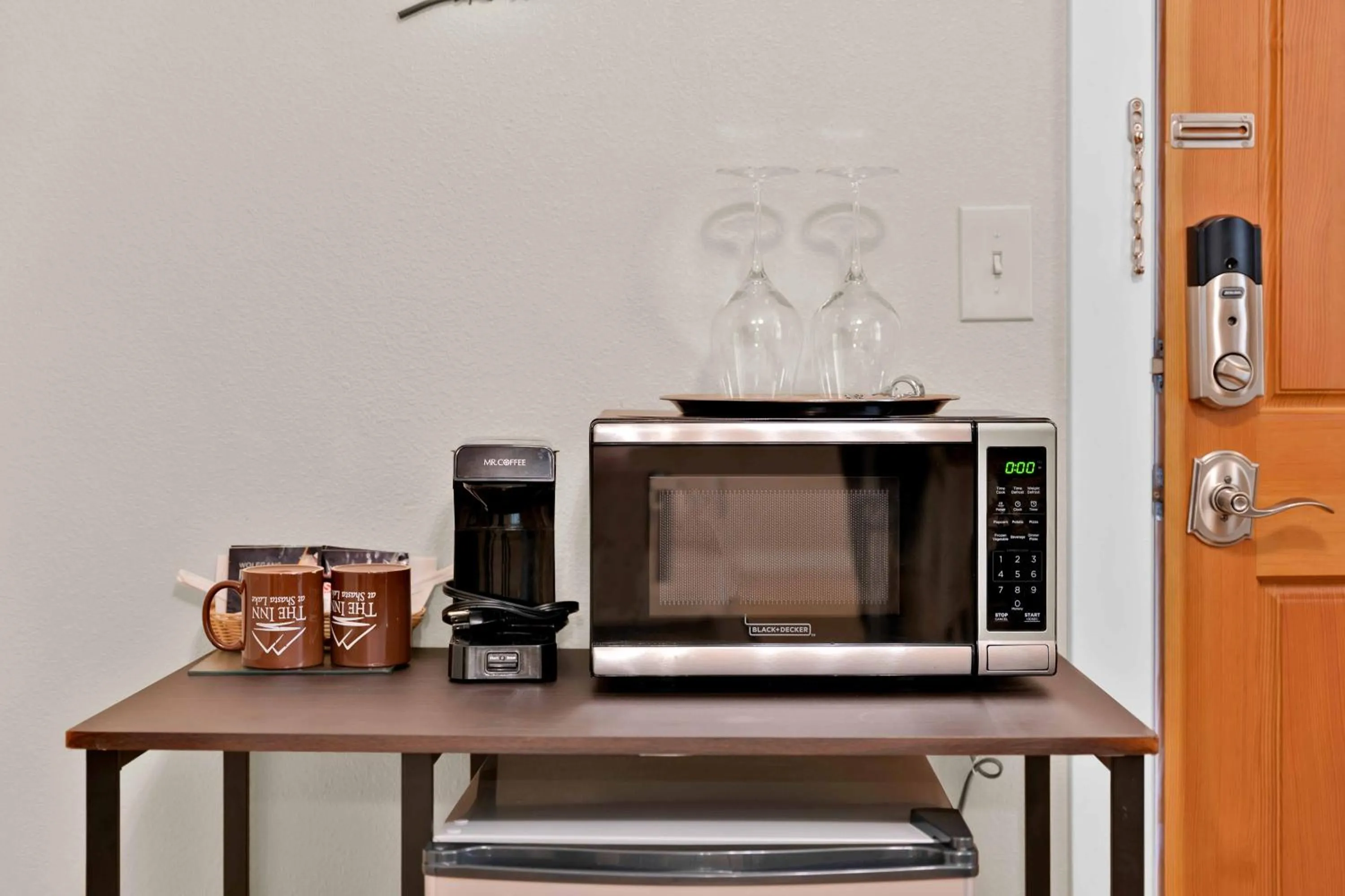 The Inn at Shasta Lake