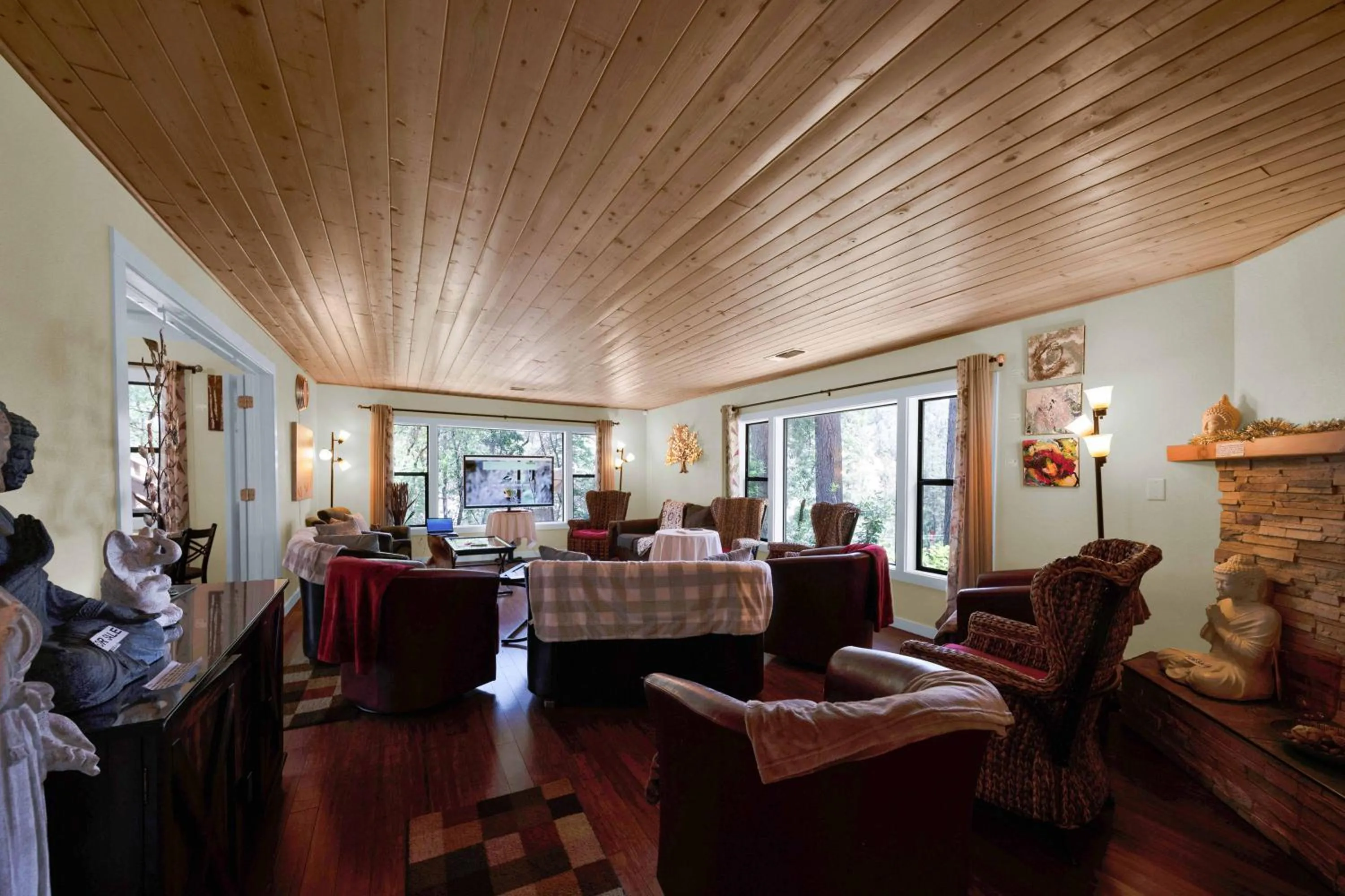 The Inn at Shasta Lake