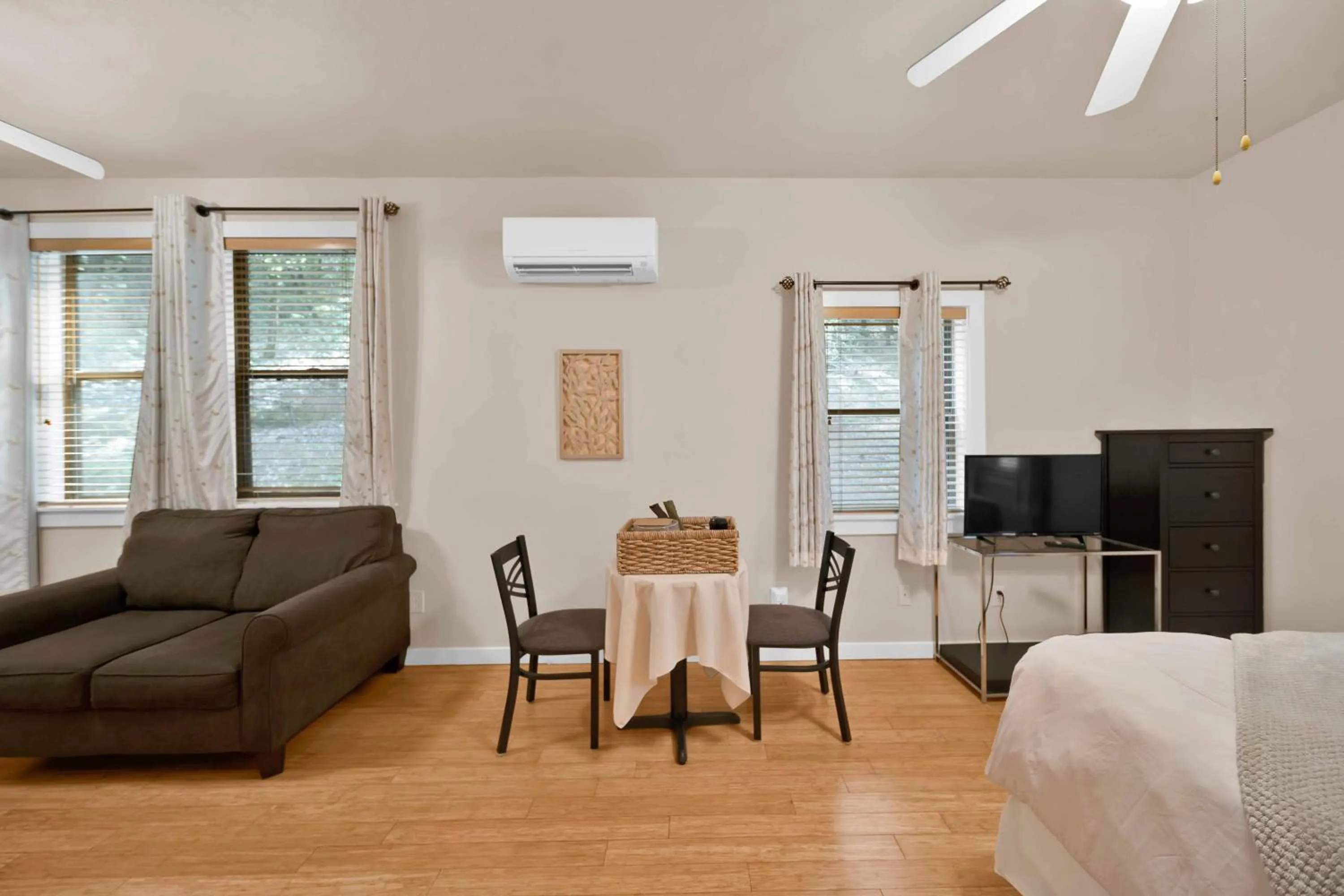 The Inn at Shasta Lake