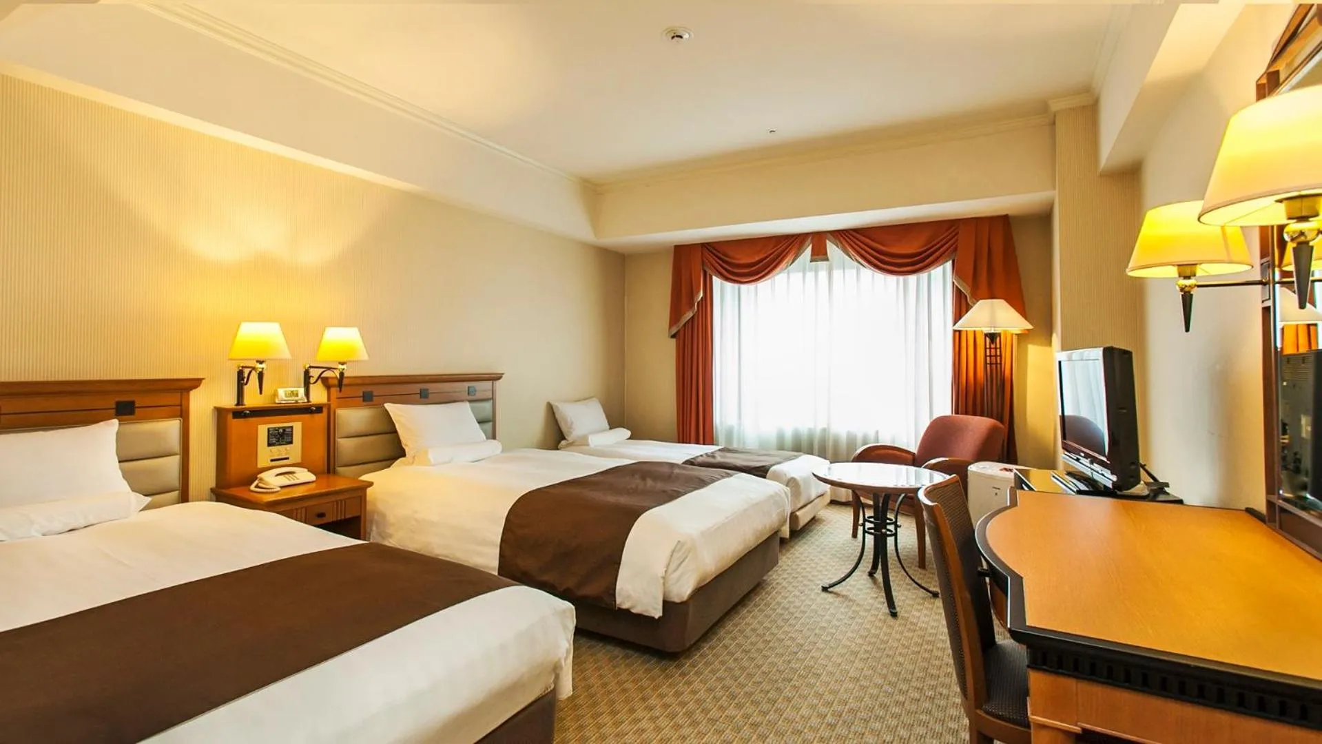 Bed in Hotel Metropolitan Morioka New Wing