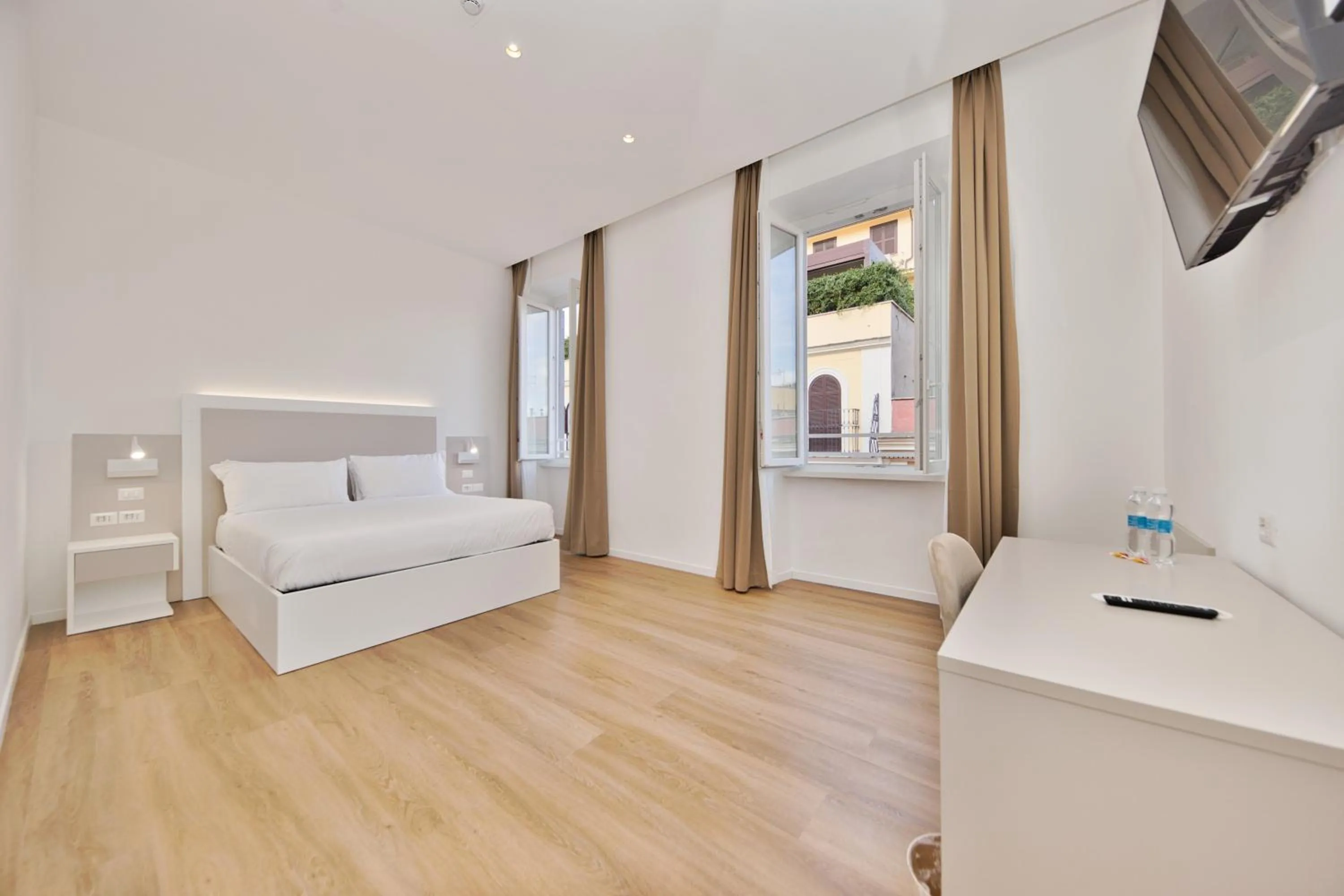 Photo of the whole room, Bed in LH Hotel Andreotti