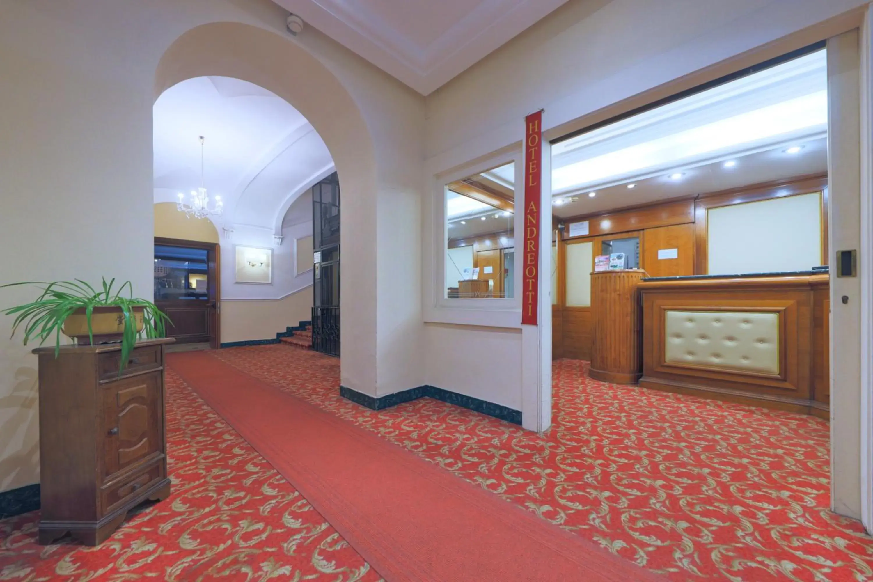 Facade/entrance in LH Hotel Andreotti Facade/entrance in LH Hotel Andreotti