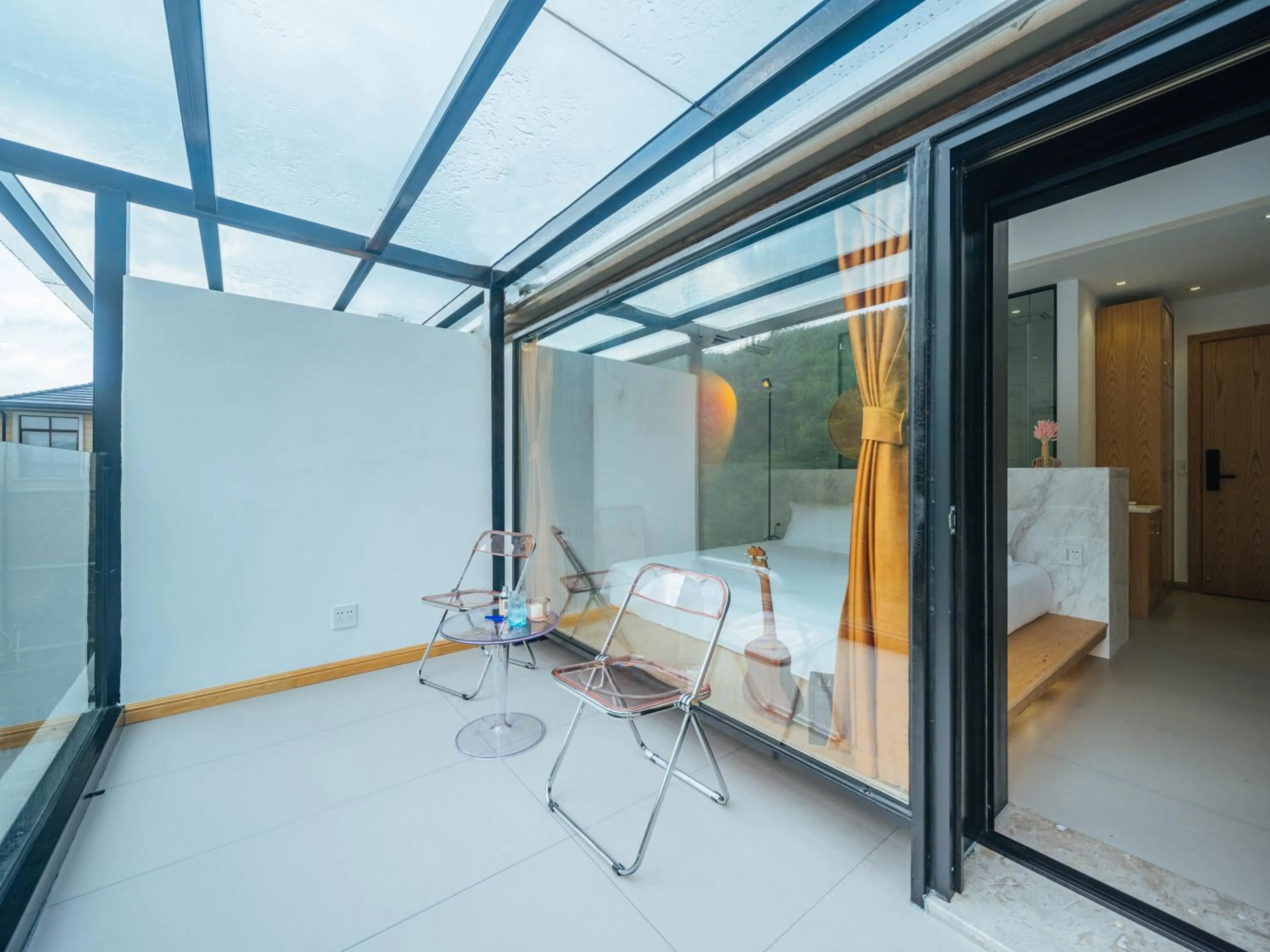 Balcony/Terrace in Moganshan Pinhouwu Hotel