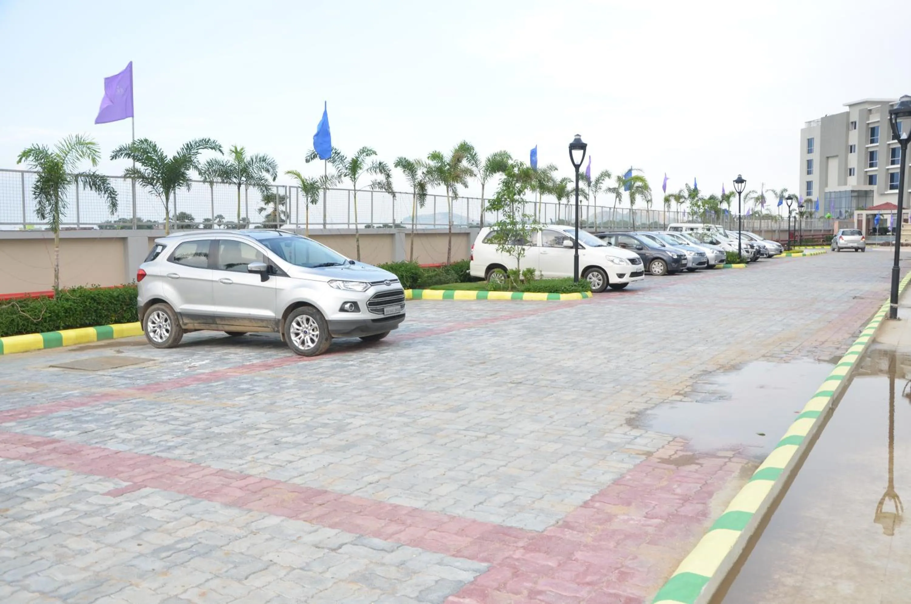 Property building in Maha Bodhi Hotel.Resort.Convention Centre