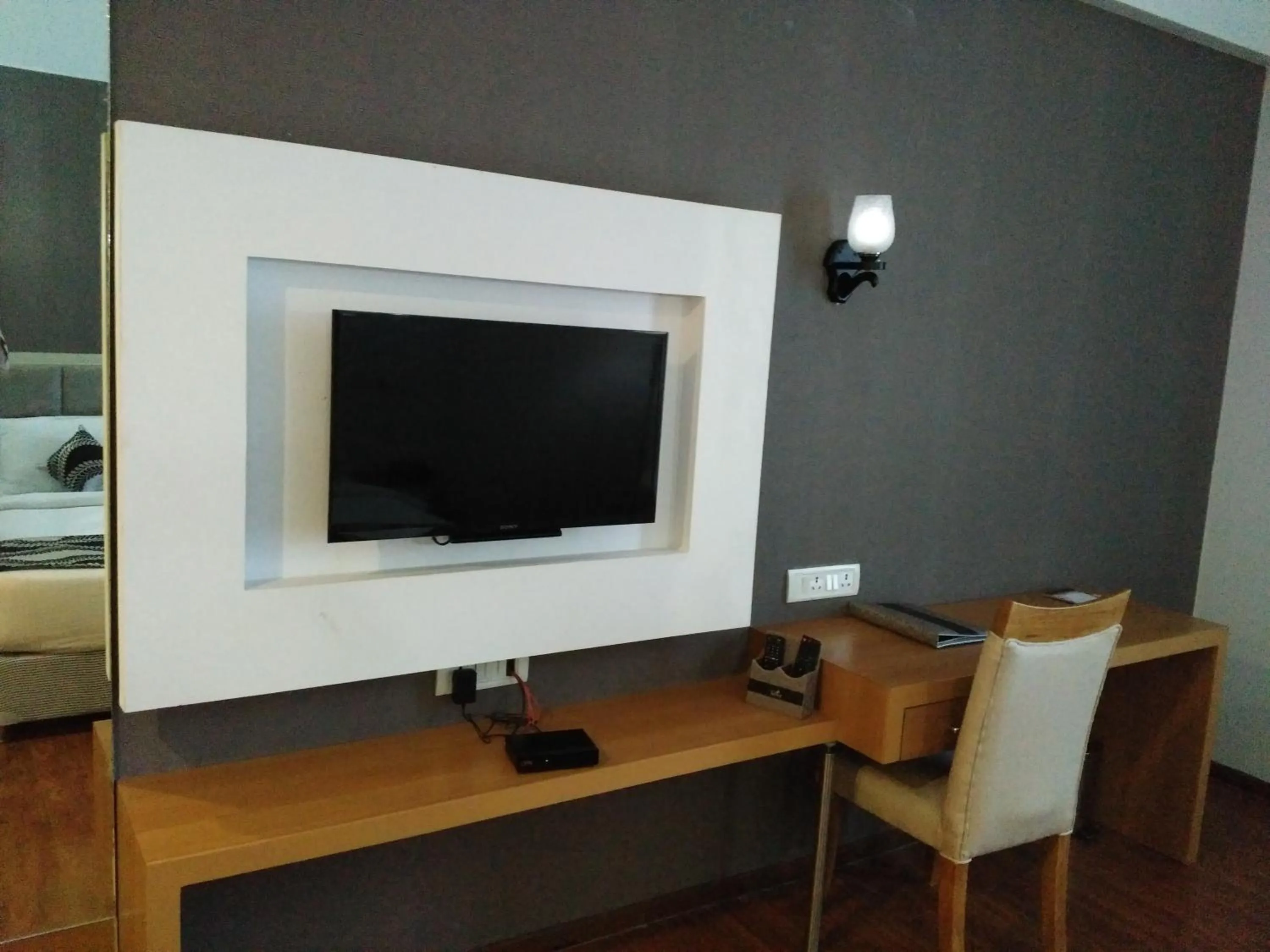 TV and multimedia in Maha Bodhi Hotel.Resort.Convention Centre