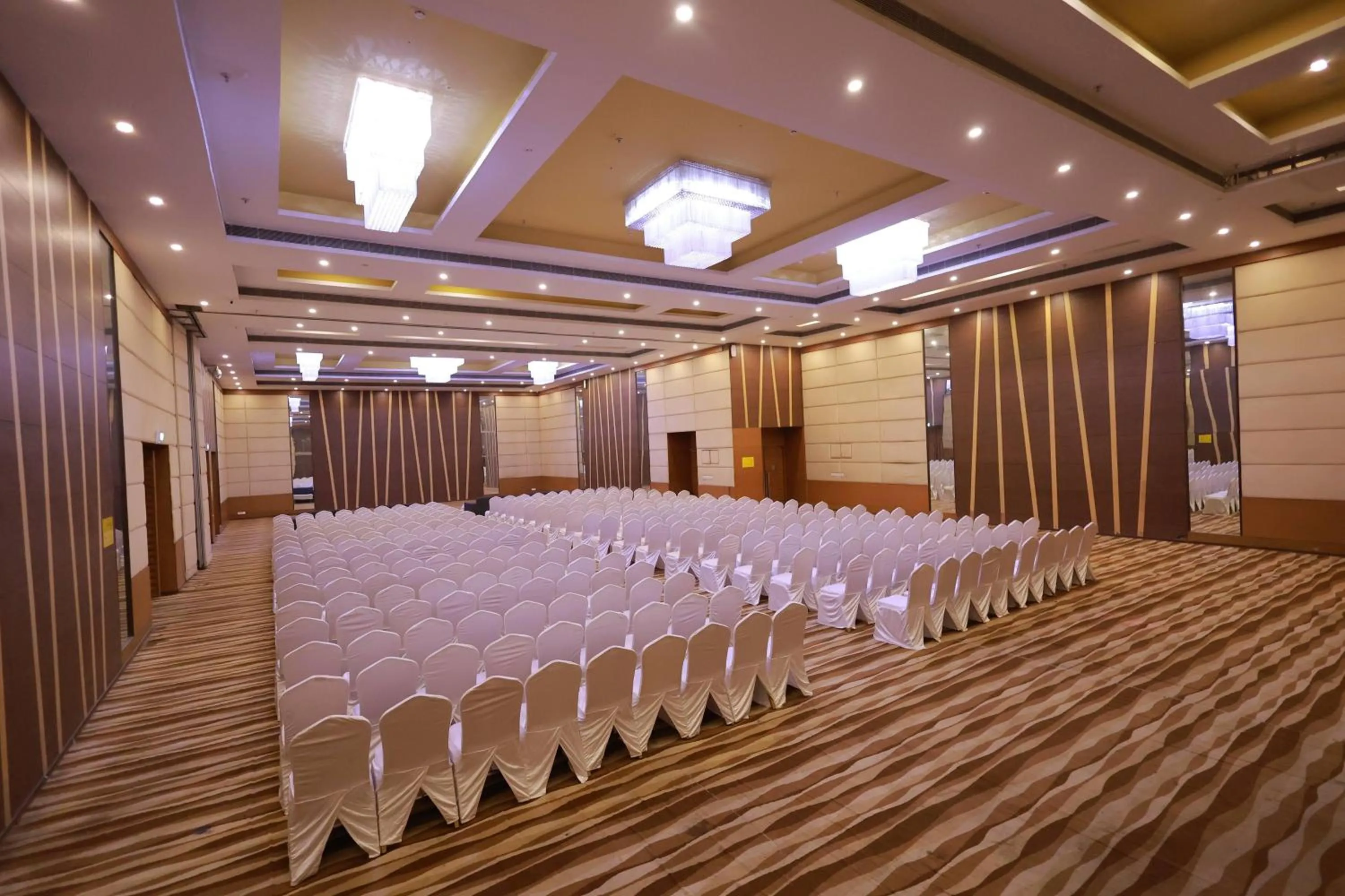 Banquet/Function facilities in Ramada by Wyndham Bodh Gaya Mahabodhi