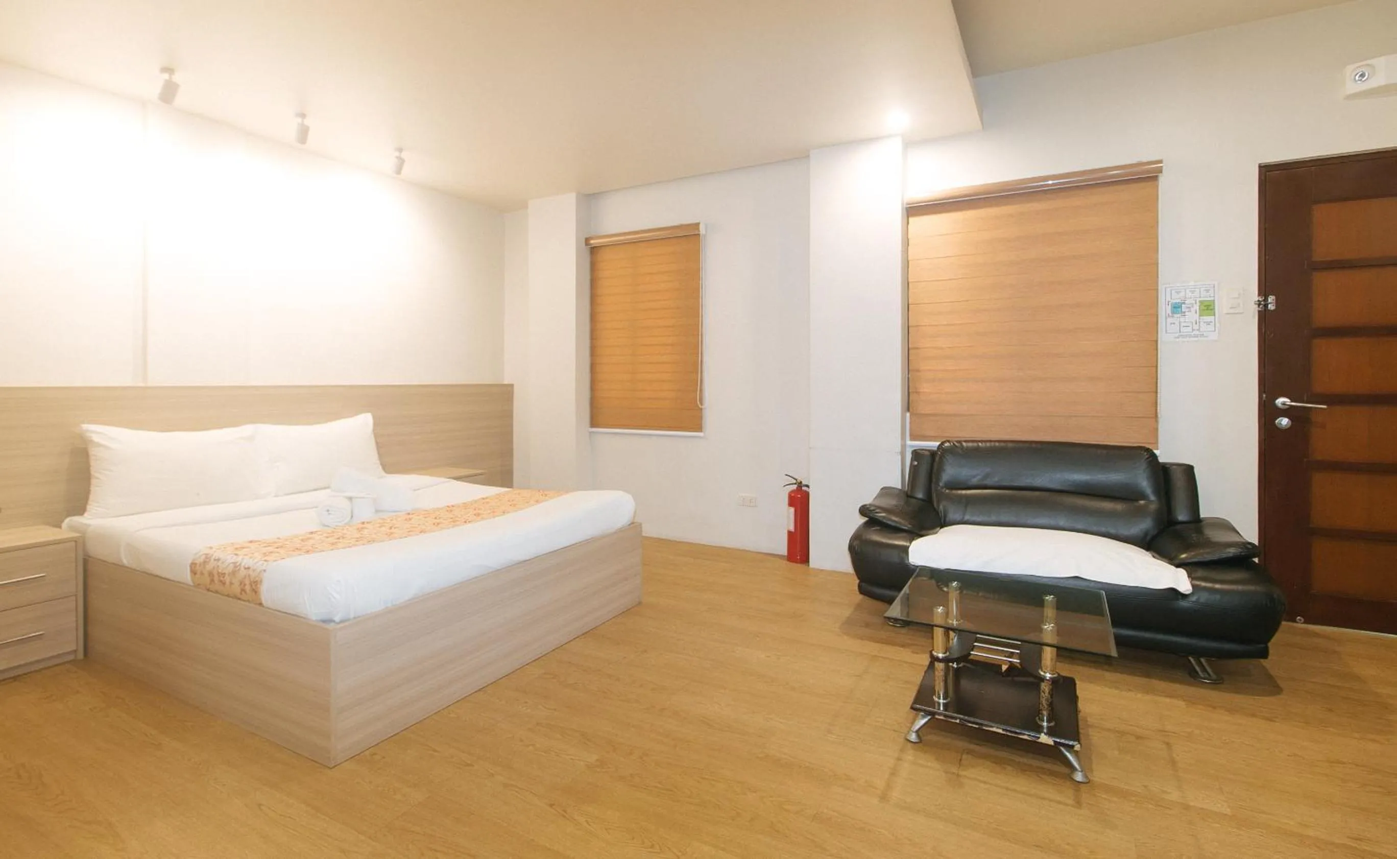 Bed in Elyseah Condotel by RedDoorz