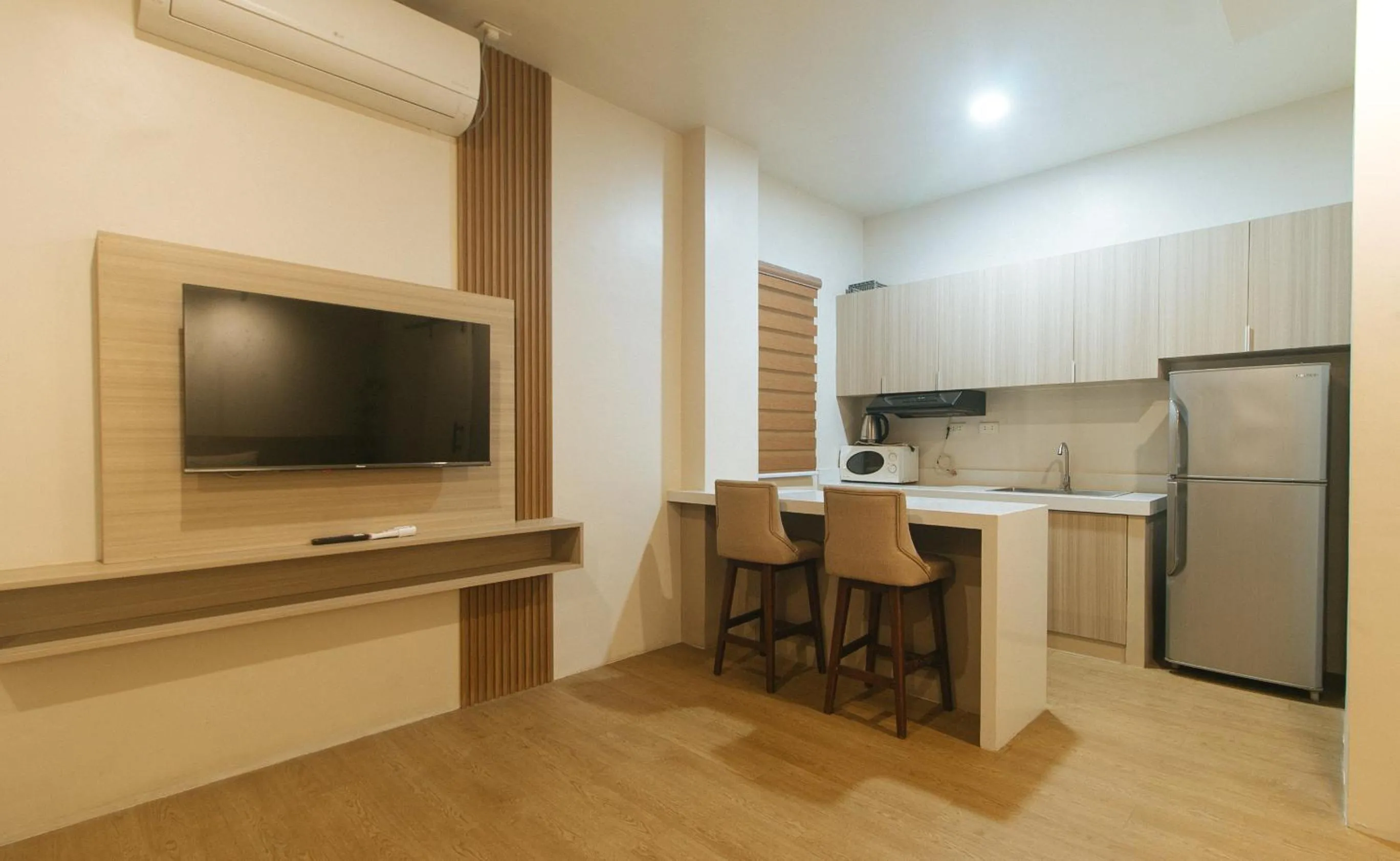 TV and multimedia in Elyseah Condotel by RedDoorz