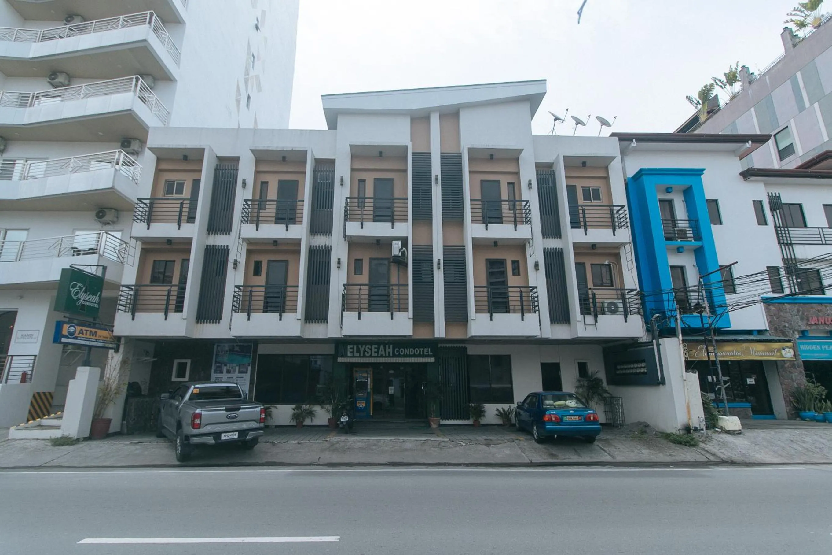 Property building in Elyseah Condotel by RedDoorz