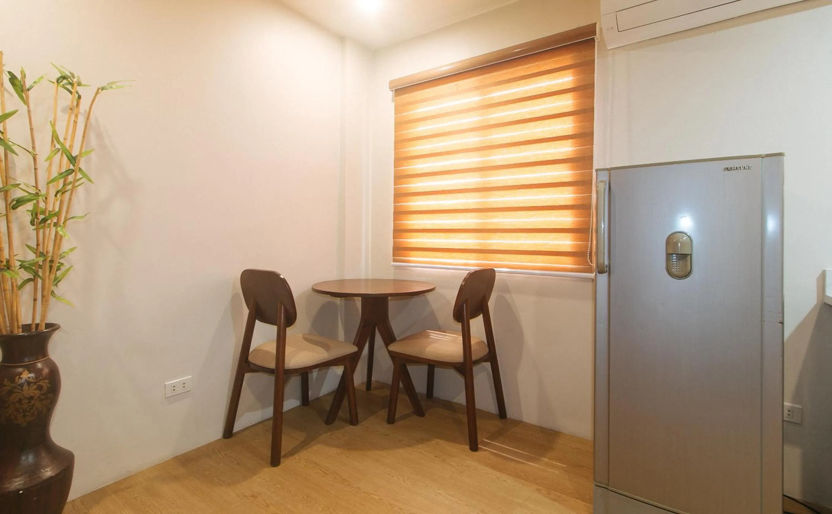 Dining area in Elyseah Condotel by RedDoorz