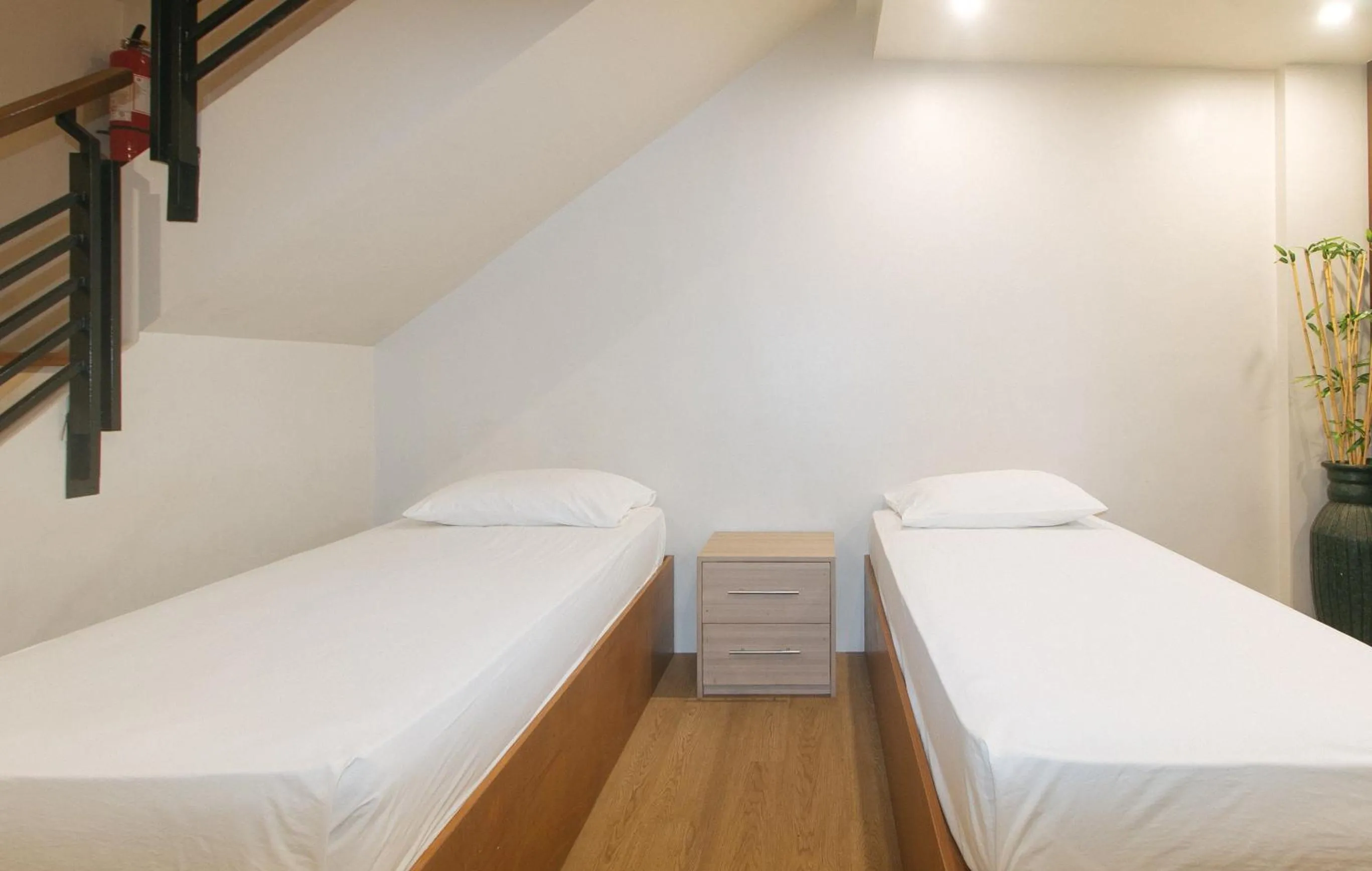 Photo of the whole room, Bed in Elyseah Condotel by RedDoorz