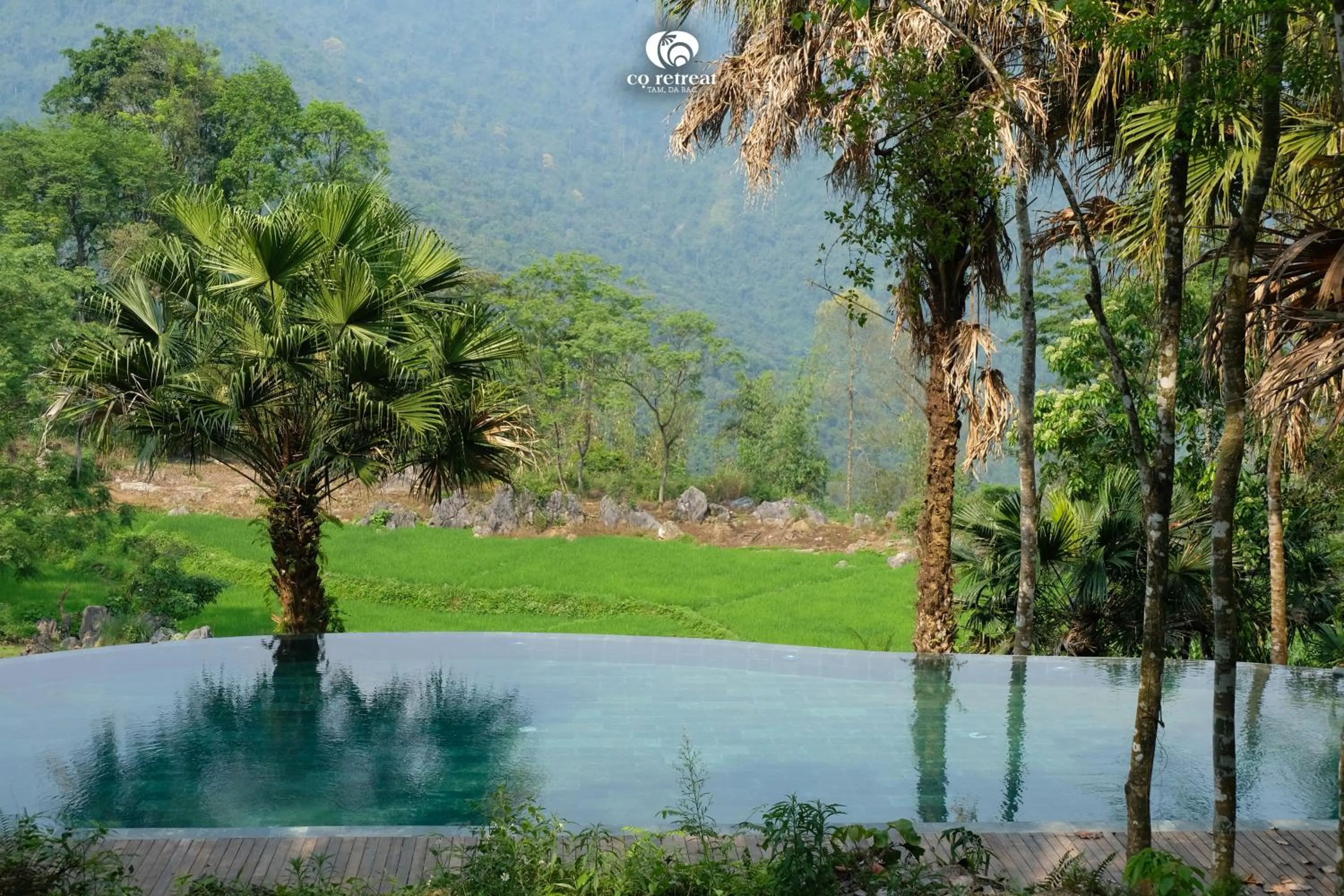 Lake view in Cọ Retreat Da Bac