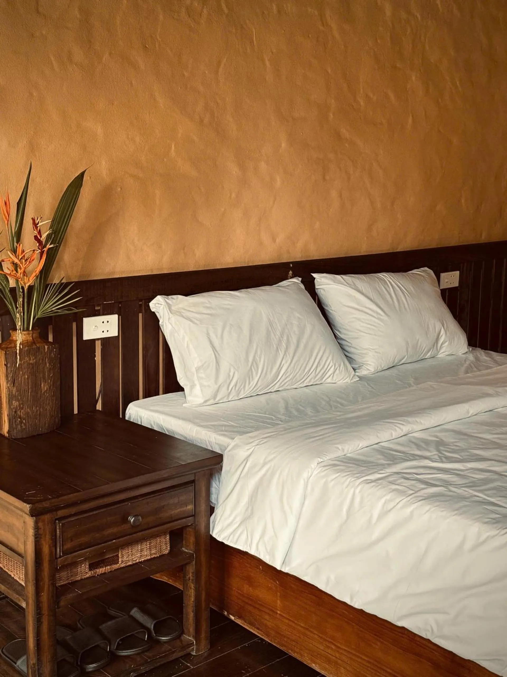 Bedroom, Bed in Cọ Retreat Da Bac