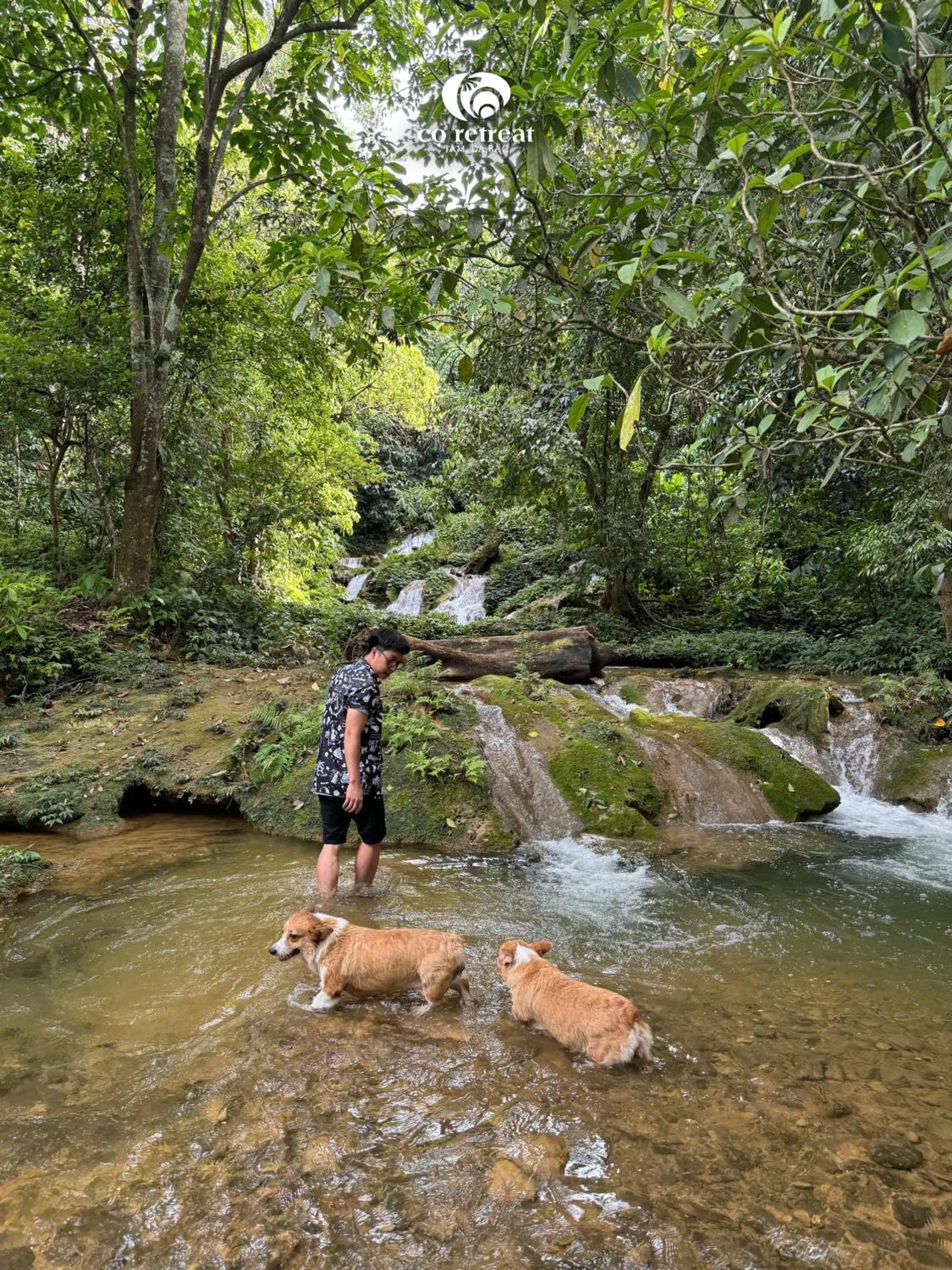 People in Cọ Retreat Da Bac